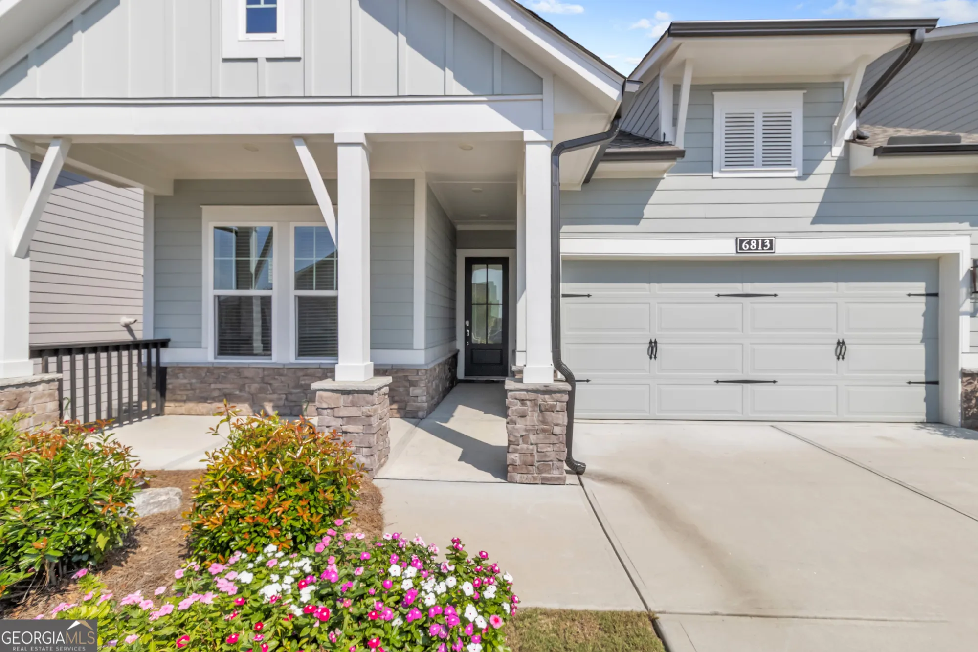 Property Slideshow image 2 of 36 | 6813 bungalow rd, Flowery Branch, GA, 30542