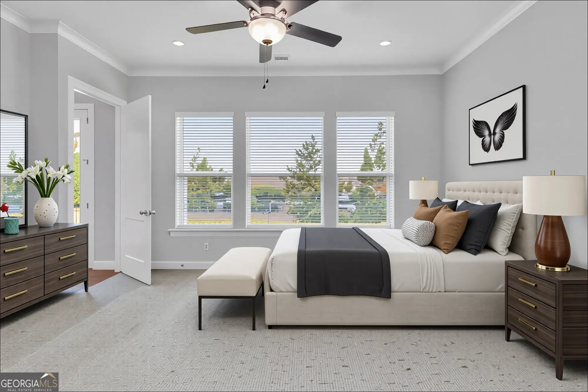 Property Slideshow image 13 of 36 | 6813 bungalow rd, Flowery Branch, GA, 30542