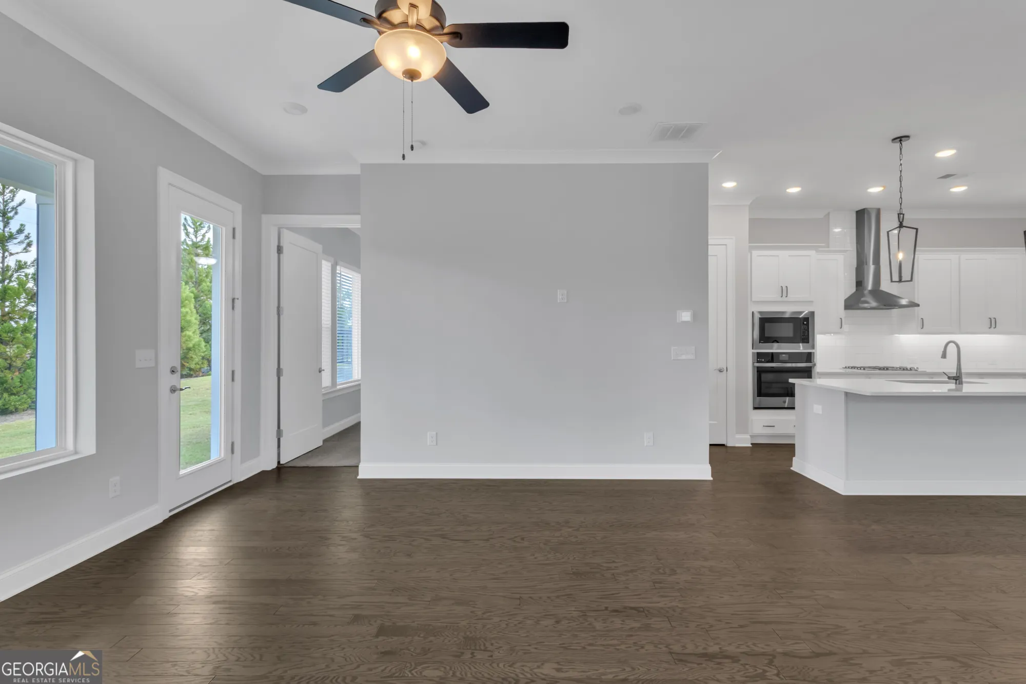 Property Slideshow image 7 of 36 | 6813 bungalow rd, Flowery Branch, GA, 30542