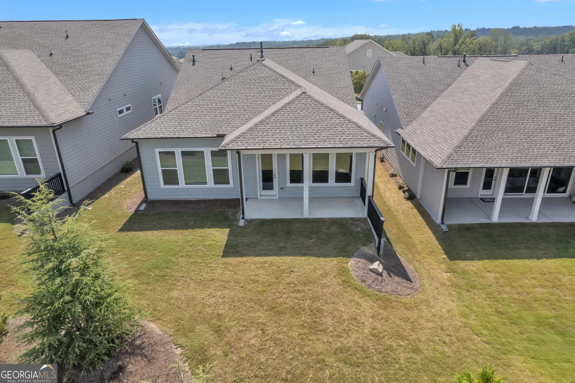 Property Slideshow image 28 of 36 | 6813 bungalow rd, Flowery Branch, GA, 30542