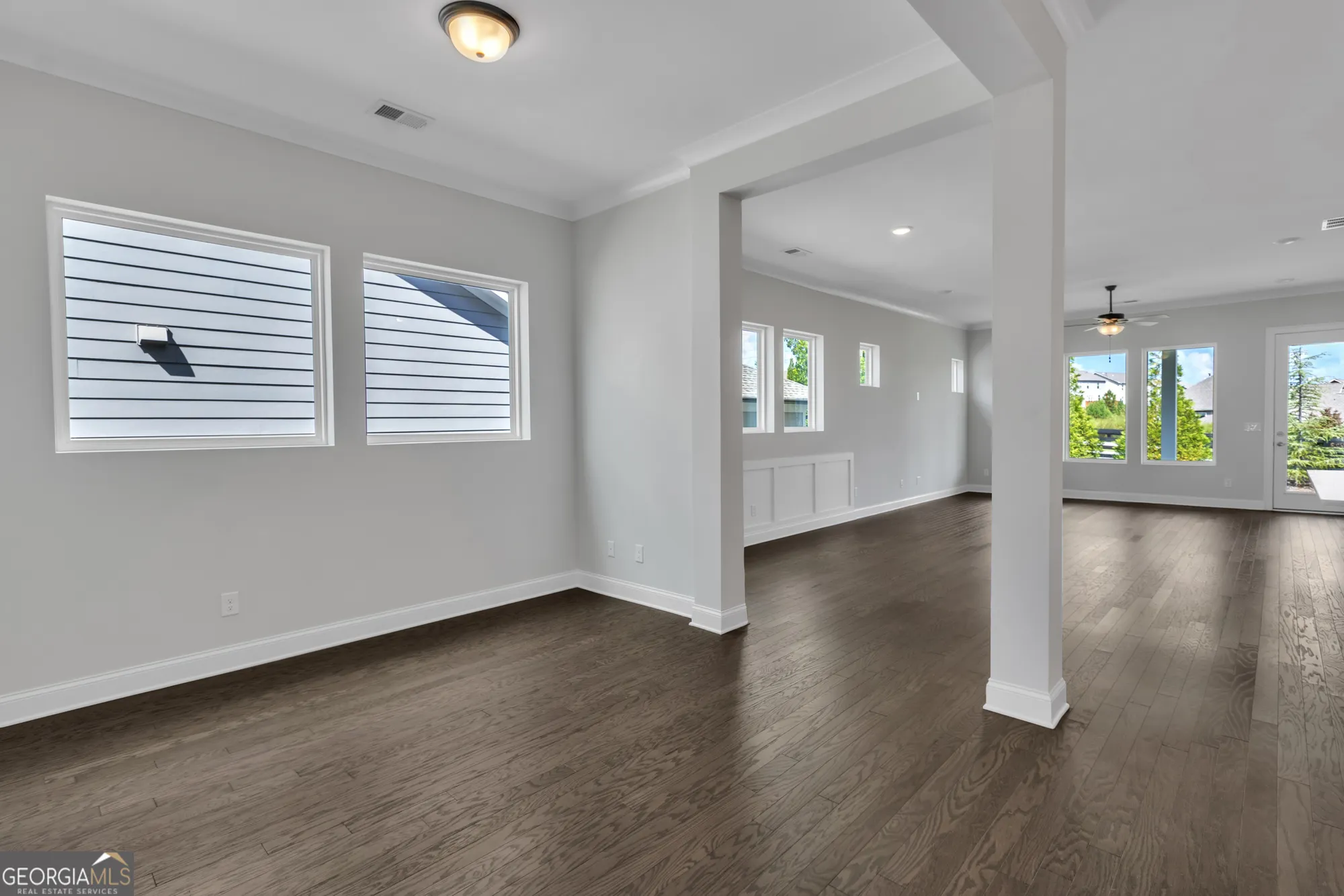 Property Slideshow image 5 of 36 | 6813 bungalow rd, Flowery Branch, GA, 30542