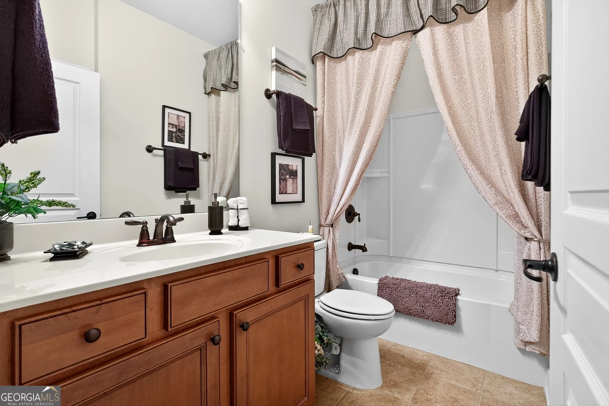 Property Slideshow image 30 of 35 | 312 whispering pines way, Griffin, GA, 30223