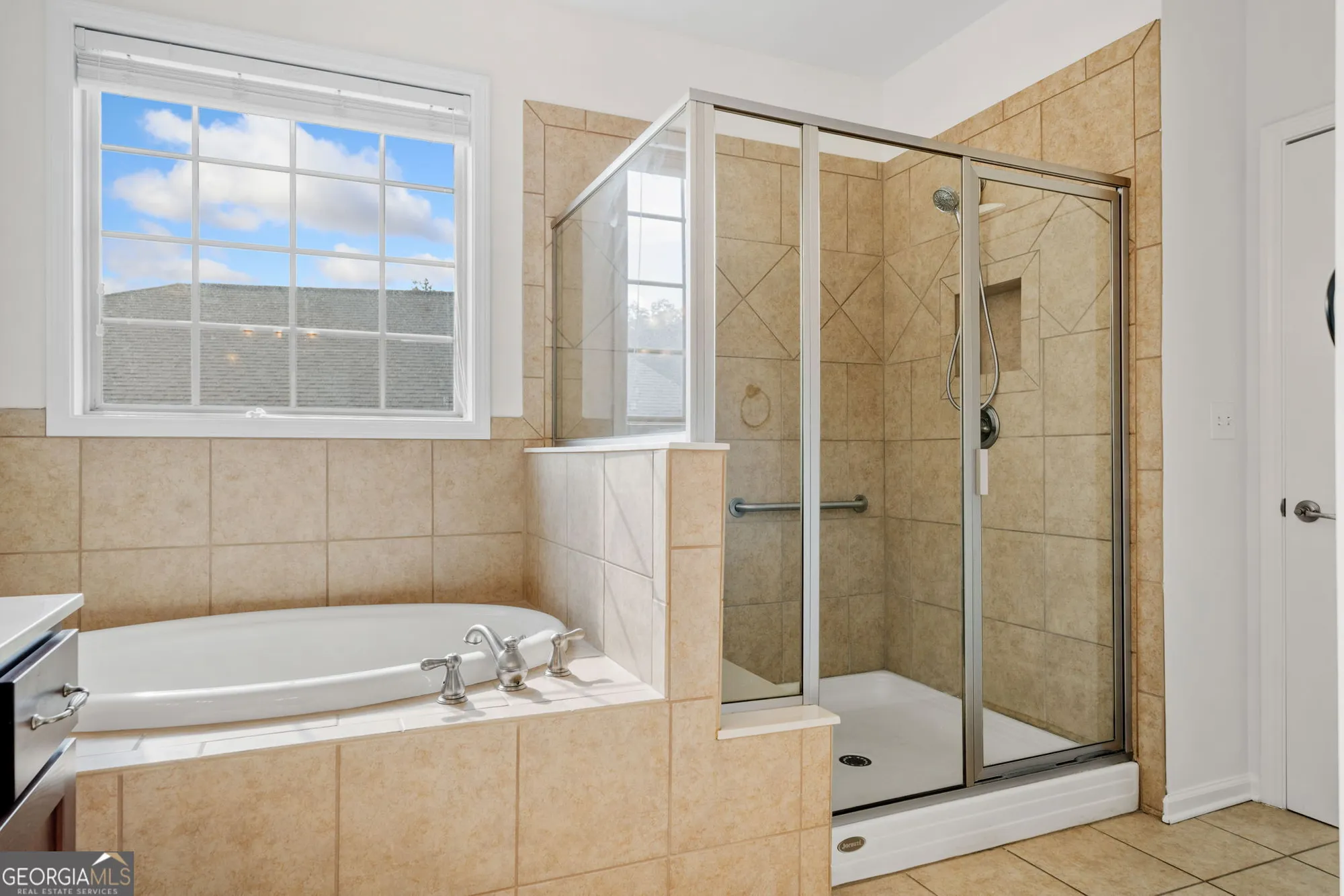 Property Slideshow image 18 of 40 | 238 balsam dr, Canton, GA, 30114