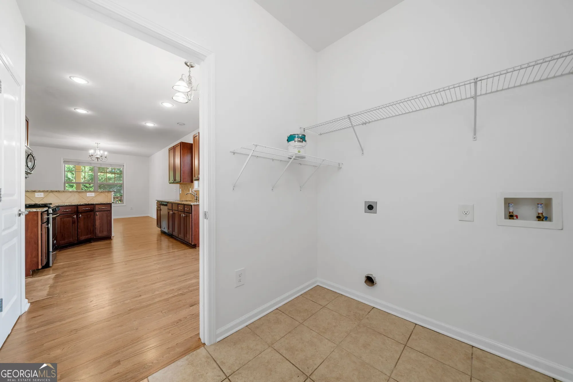 Property Slideshow image 25 of 40 | 238 balsam dr, Canton, GA, 30114