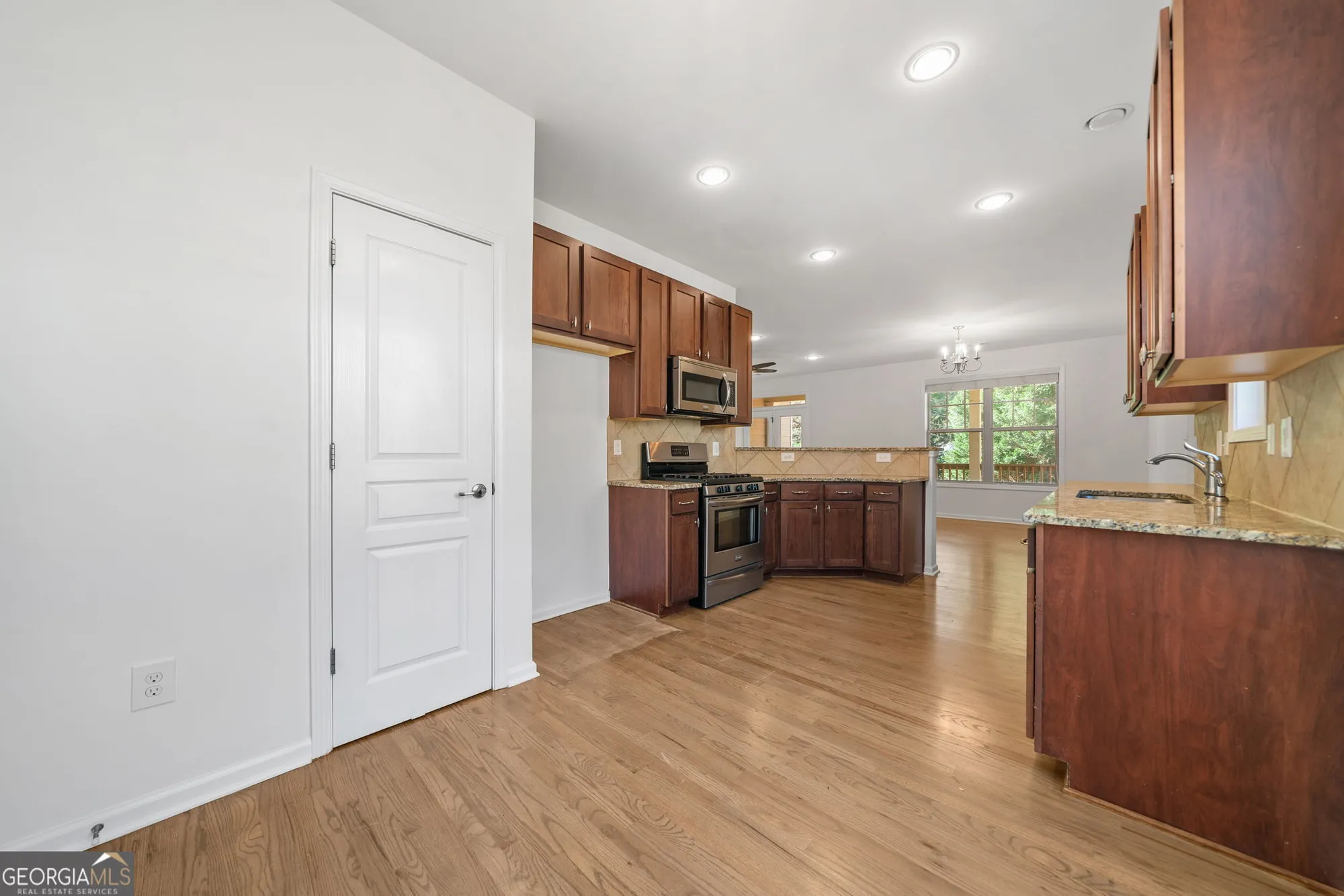 Property Slideshow image 12 of 40 | 238 balsam dr, Canton, GA, 30114