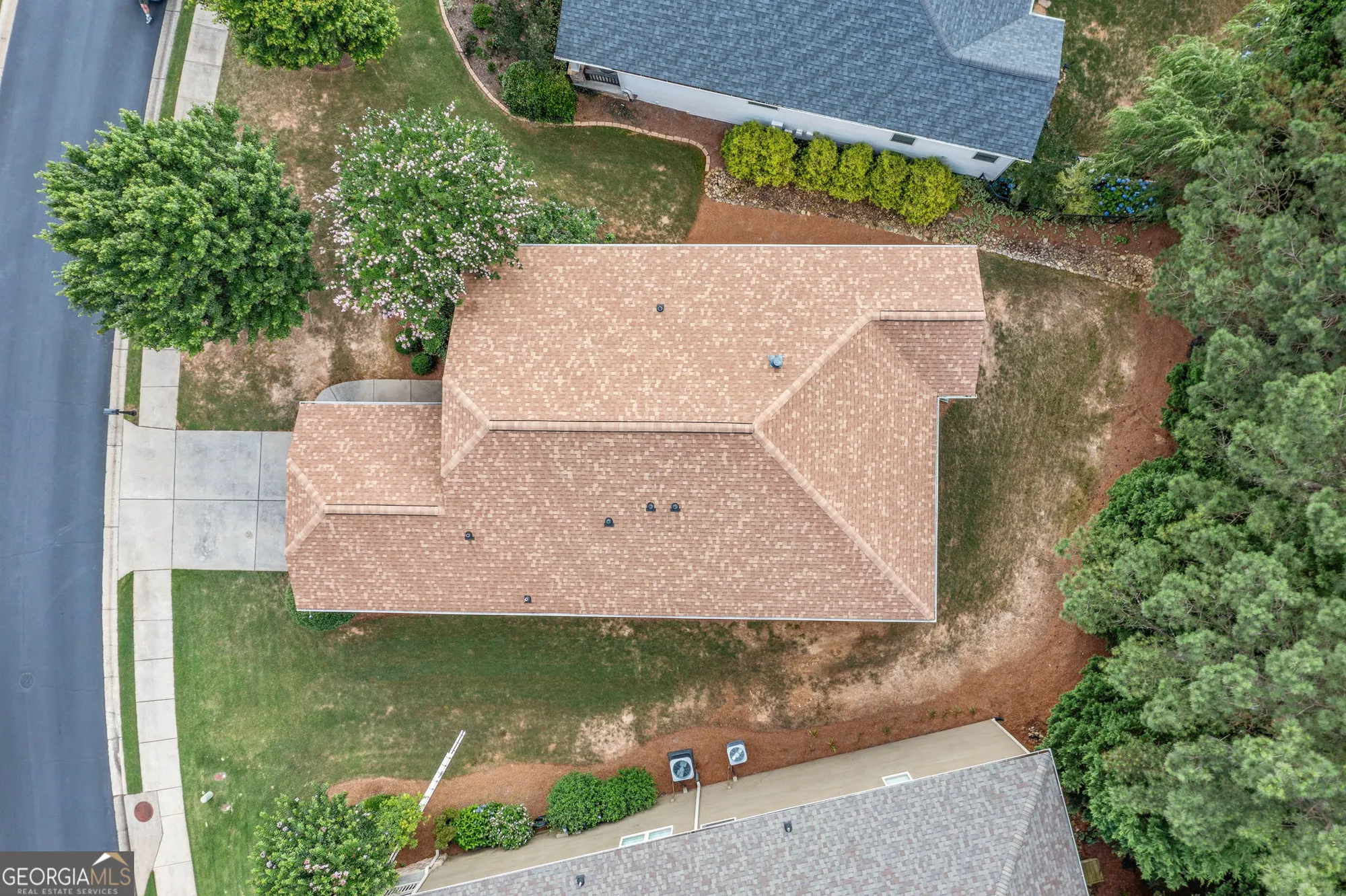 Property Slideshow image 30 of 40 | 238 balsam dr, Canton, GA, 30114