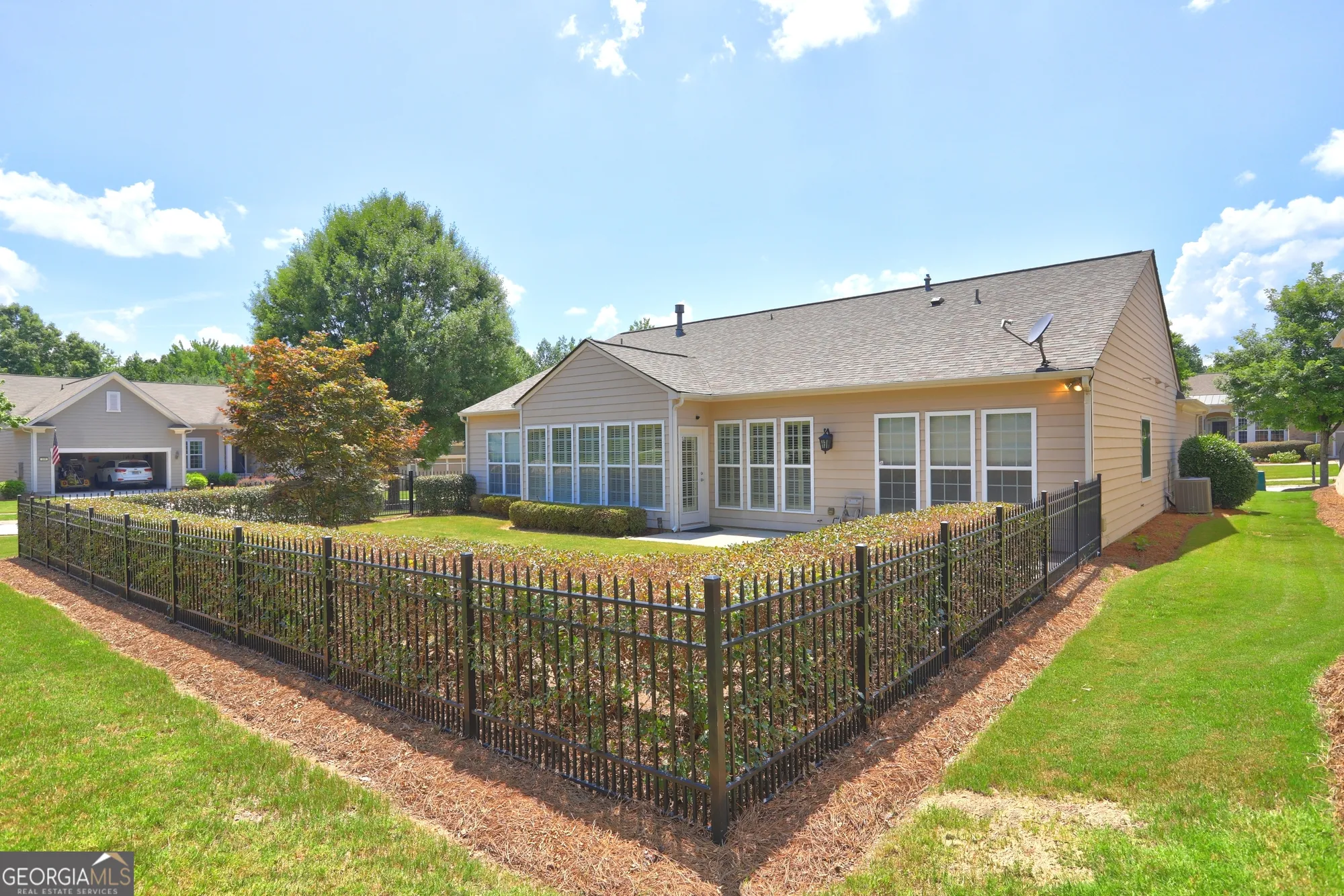 Property Slideshow image 48 of 92 | 238 begonia ct, Griffin, GA, 30223