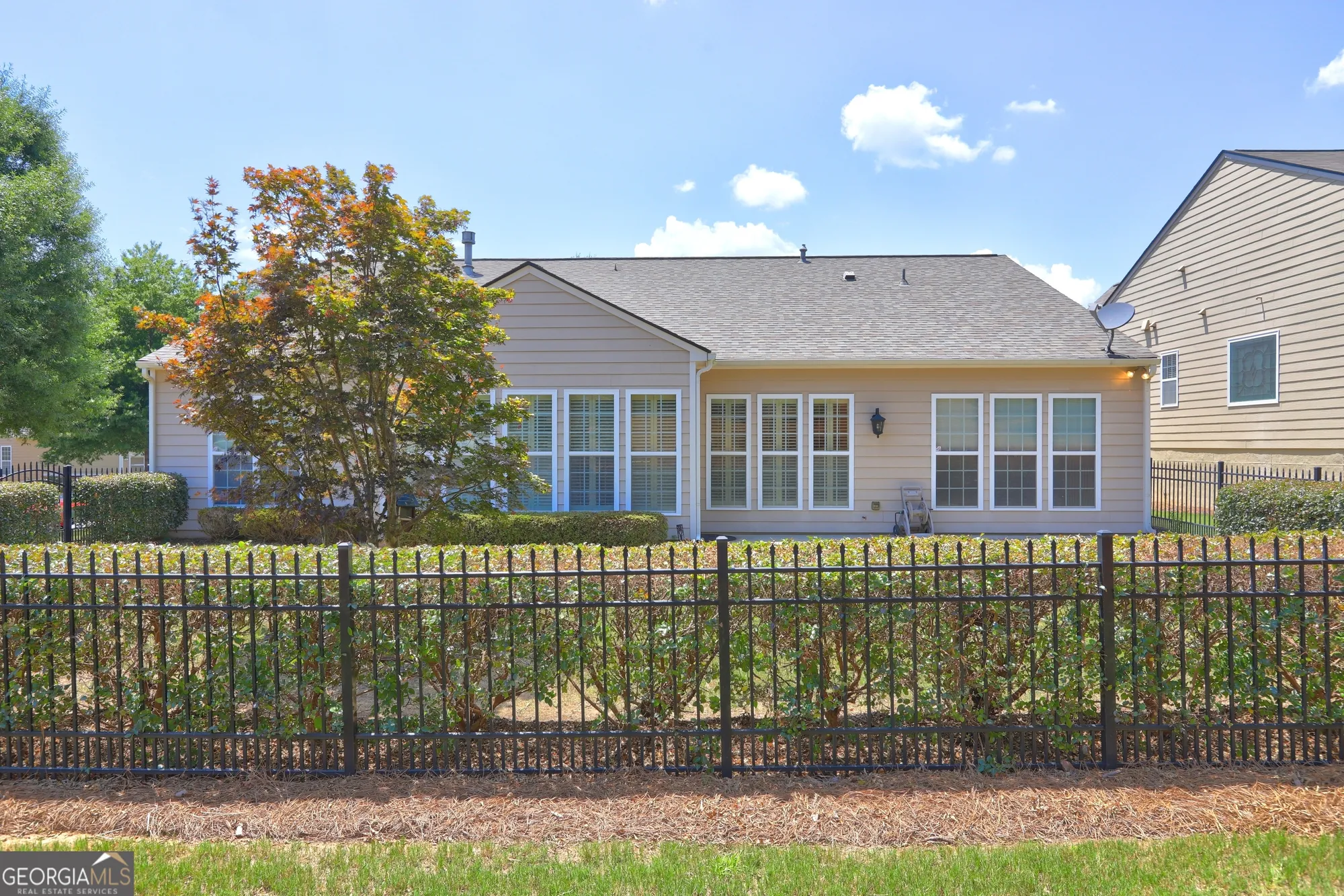 Property Slideshow image 6 of 92 | 238 begonia ct, Griffin, GA, 30223