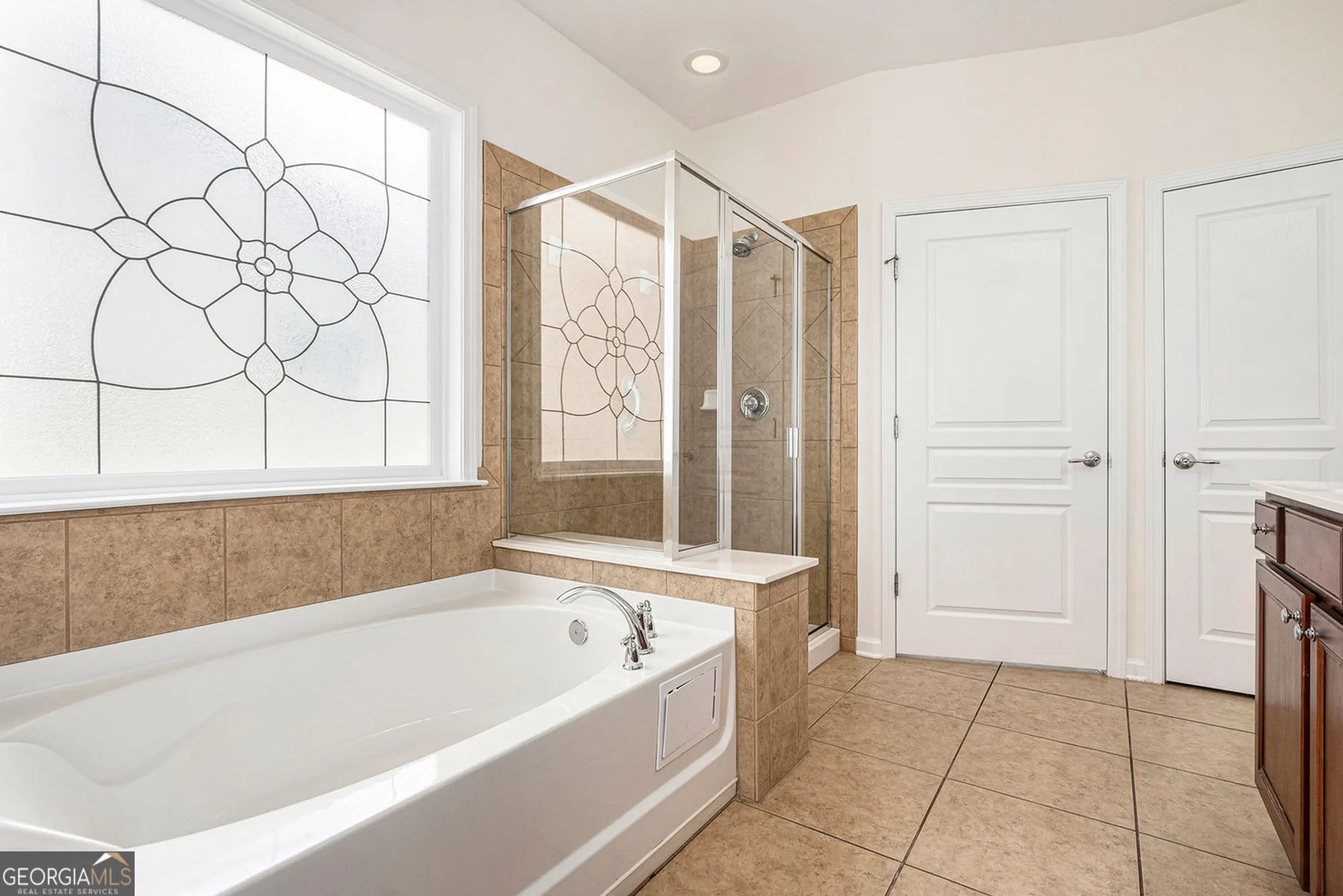 Property Slideshow image 18 of 45 | 506 orchid lights ct, Griffin, GA, 30223