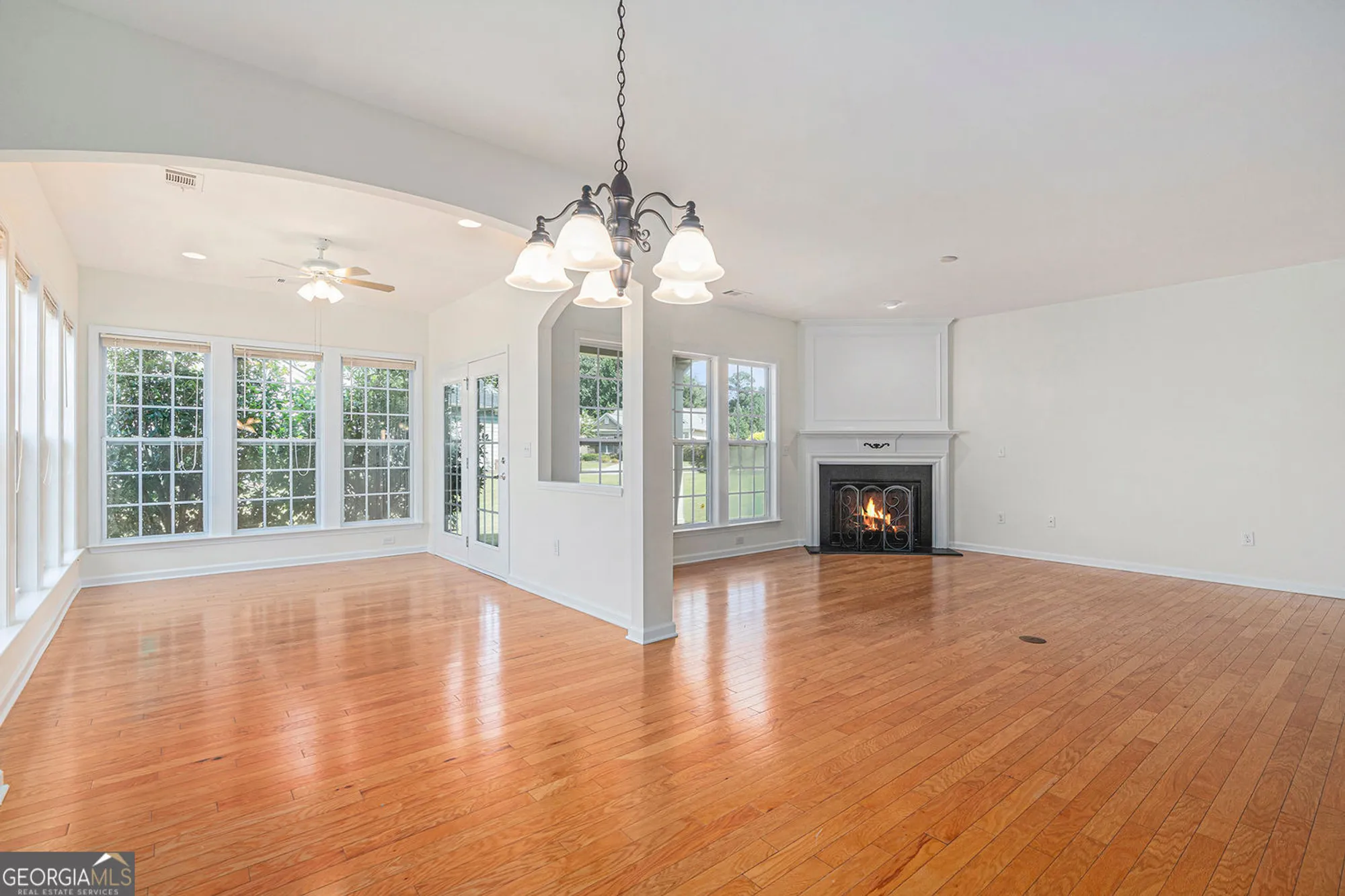 Property Slideshow image 9 of 45 | 506 orchid lights ct, Griffin, GA, 30223