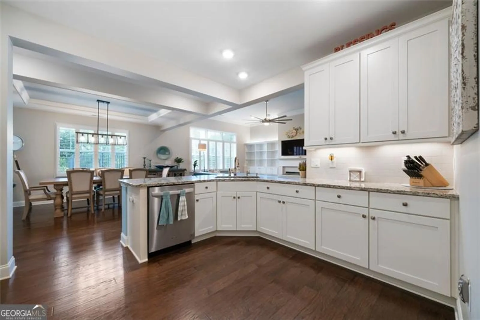 Property Slideshow image 10 of 49 | 1404 lexington green pnes, Cumming, GA, 30040