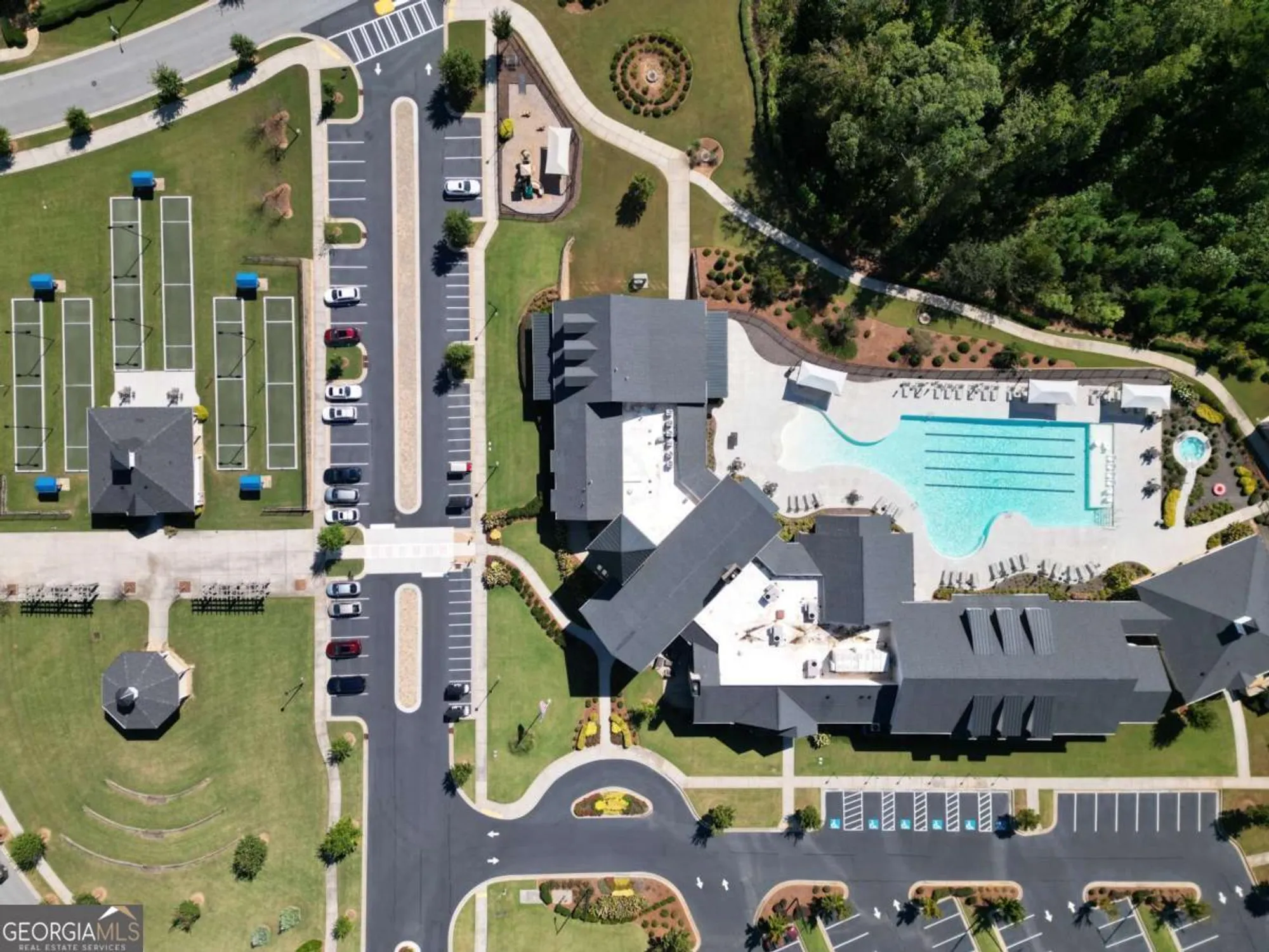 Property Slideshow image 39 of 39 | 5687 villa crest dr, Hoschton, GA, 30548