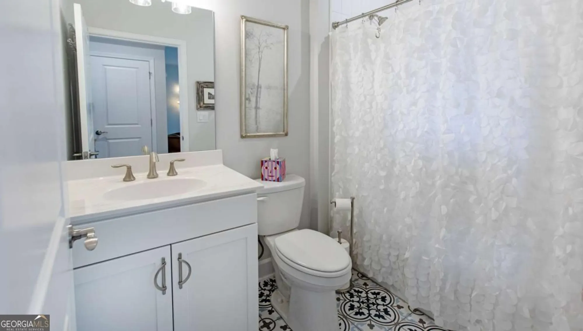 Property Slideshow image 25 of 39 | 5687 villa crest dr, Hoschton, GA, 30548