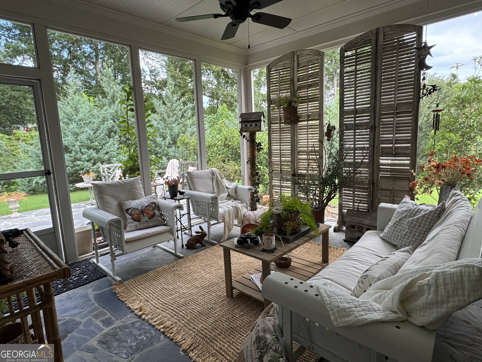 Property Slideshow image 7 of 39 | 5947 maple bluff way, Hoschton, GA, 30548