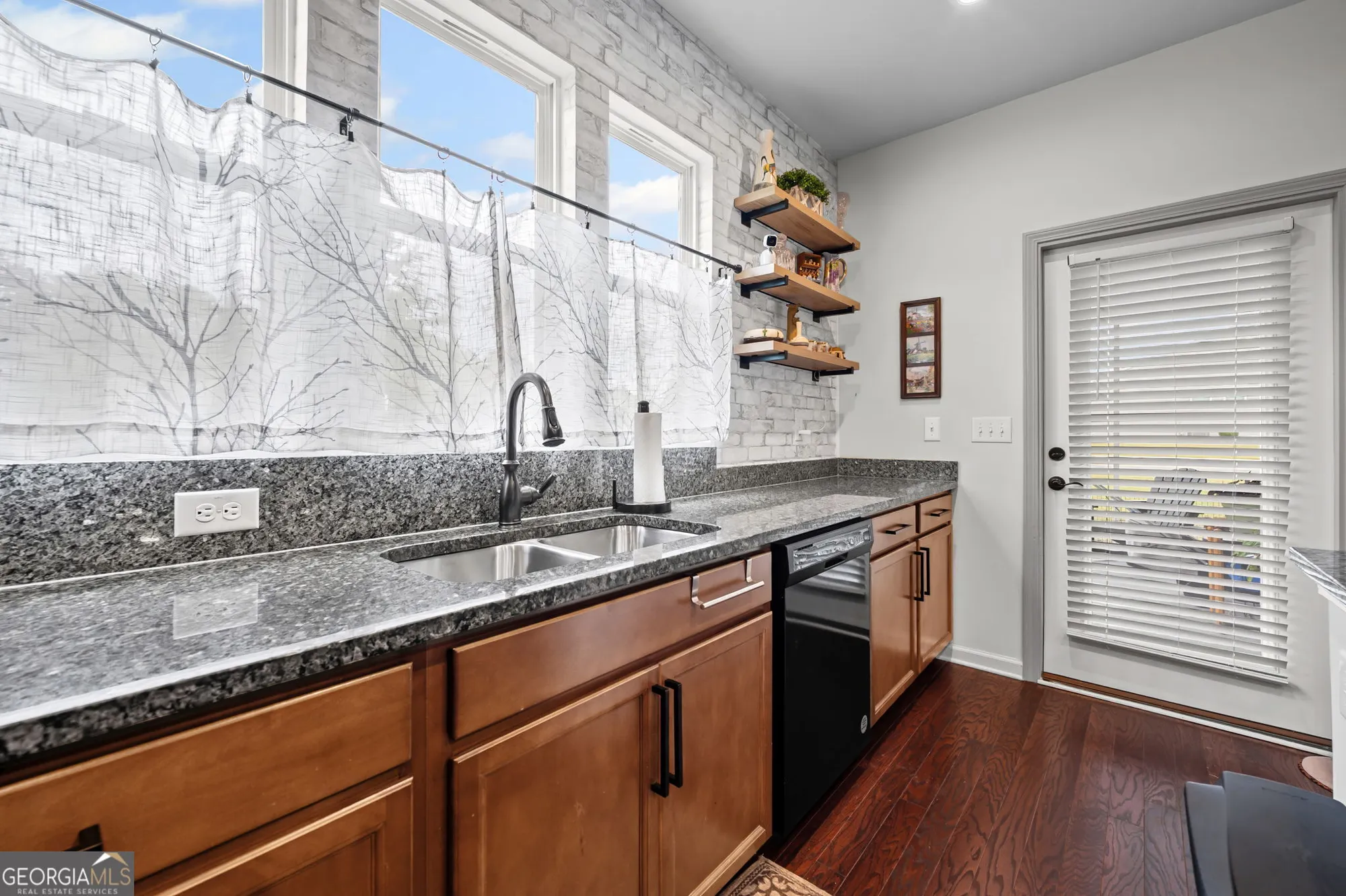 Property Slideshow image 19 of 41 | 120 ohoopee dr na, Griffin, GA, 30223