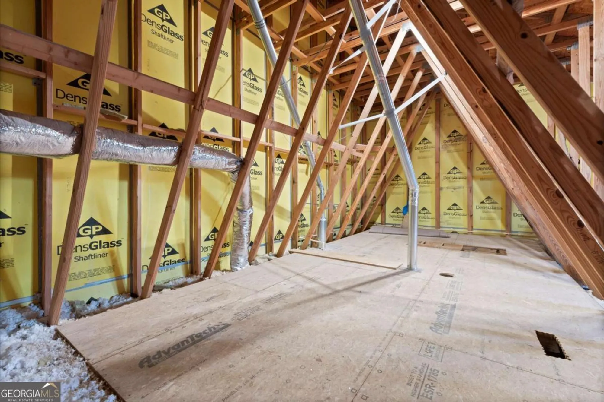 Property Slideshow image 33 of 47 | 2714 middlecreek way, Cumming, GA, 30041