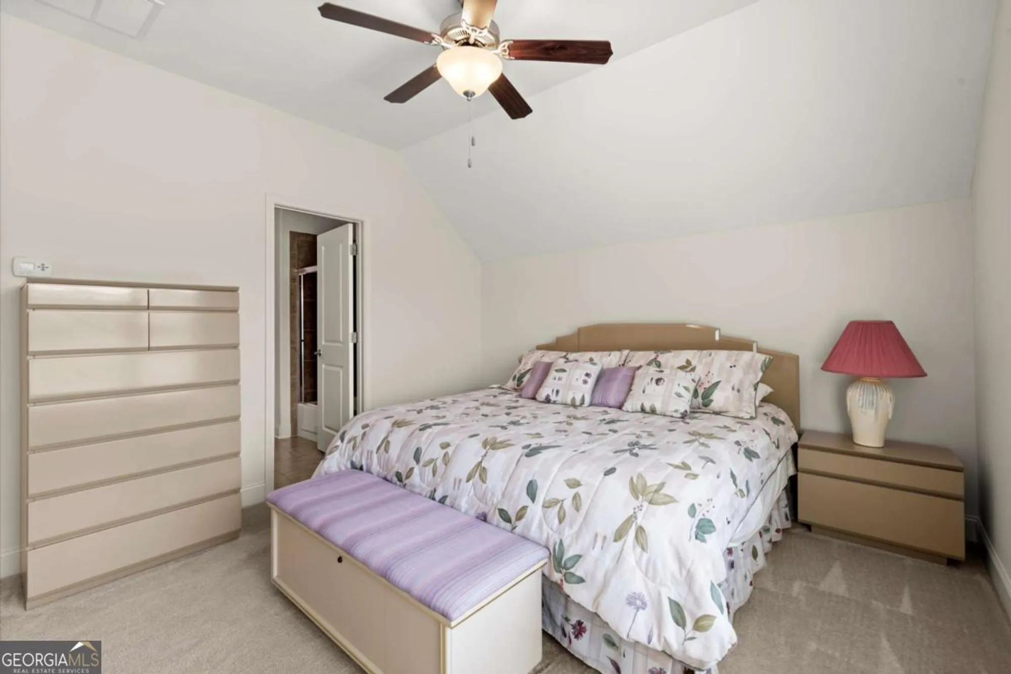 Property Slideshow image 29 of 47 | 2714 middlecreek way, Cumming, GA, 30041