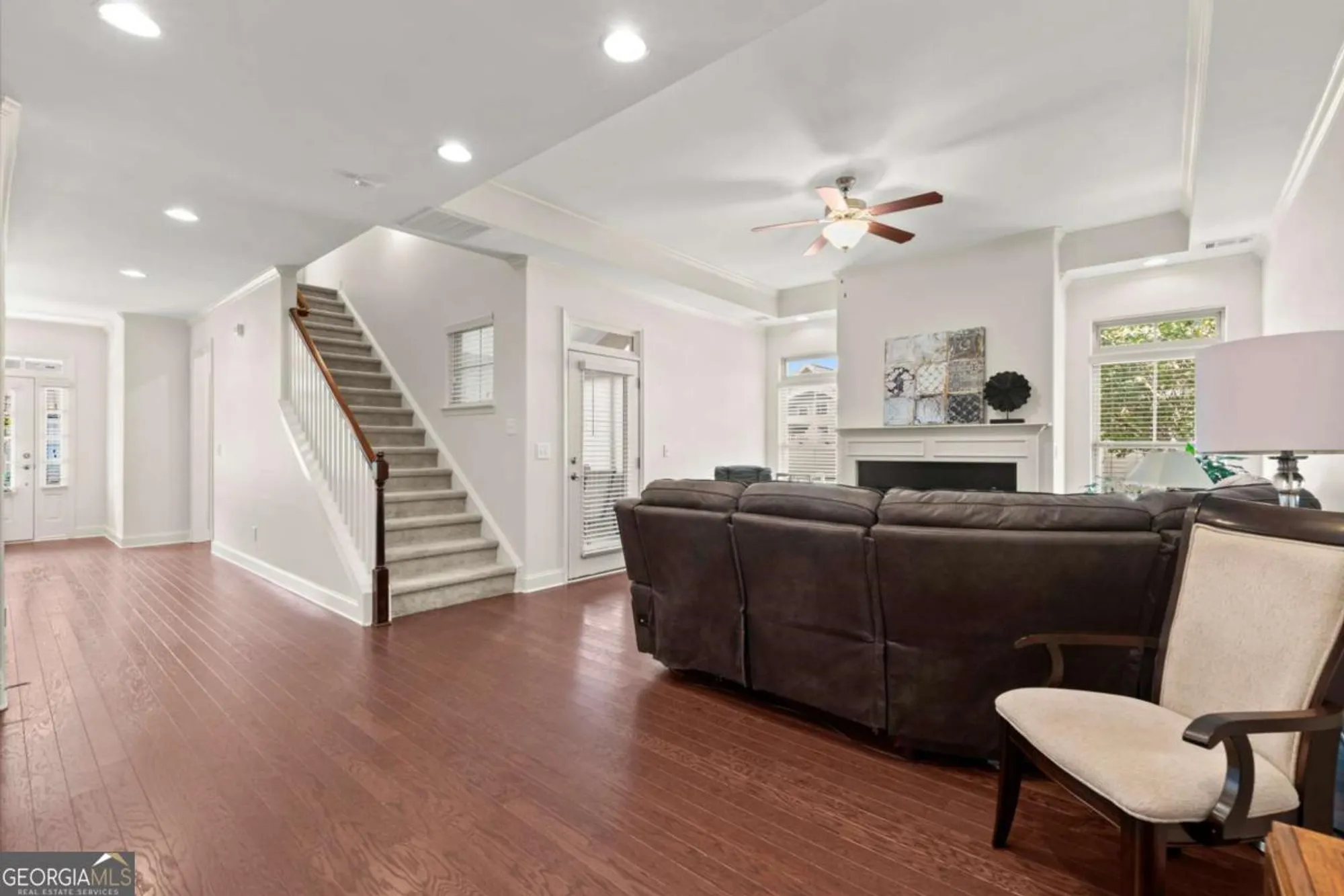 Property Slideshow image 17 of 47 | 2714 middlecreek way, Cumming, GA, 30041