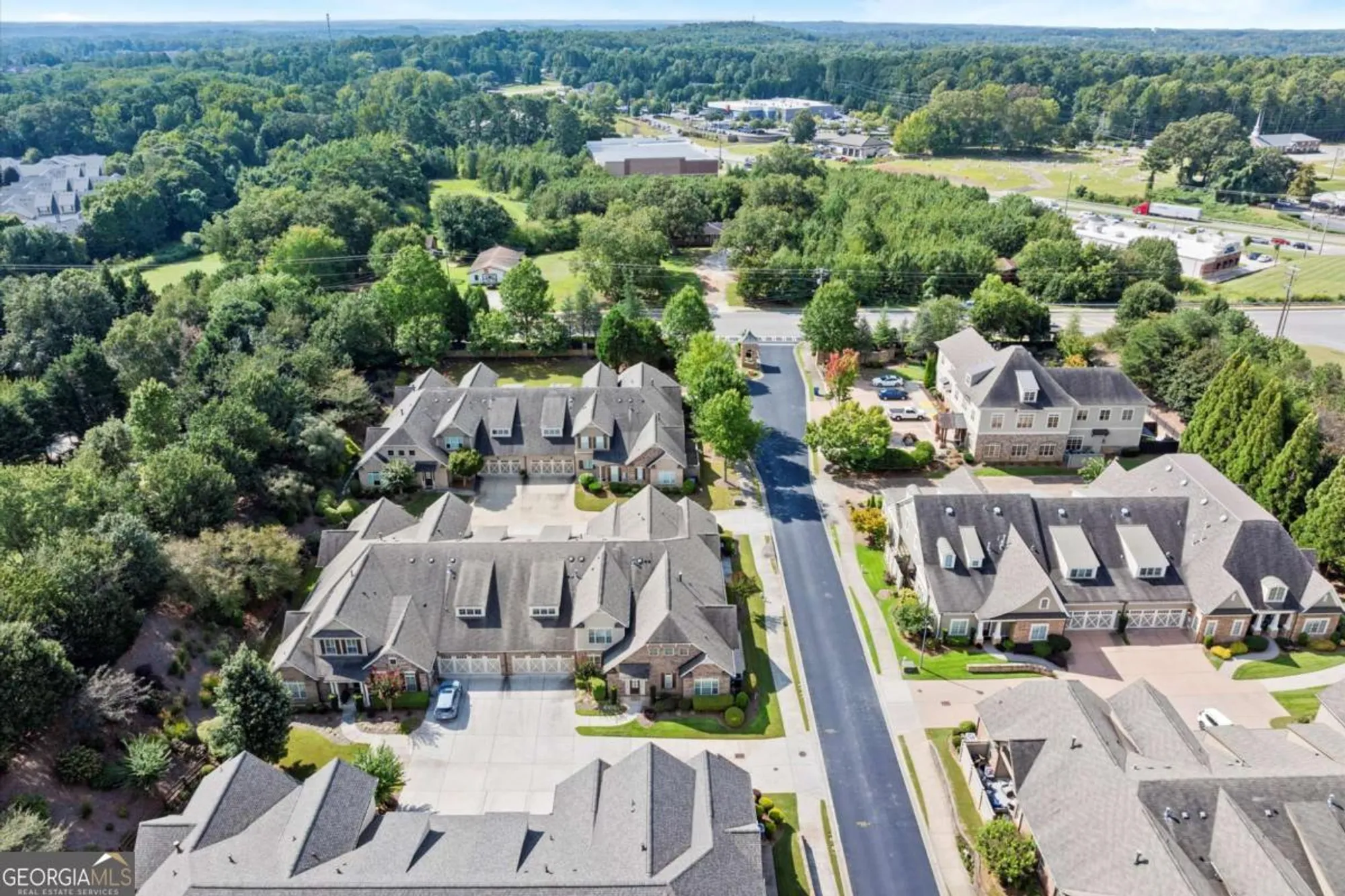 Property Slideshow image 43 of 47 | 2714 middlecreek way, Cumming, GA, 30041