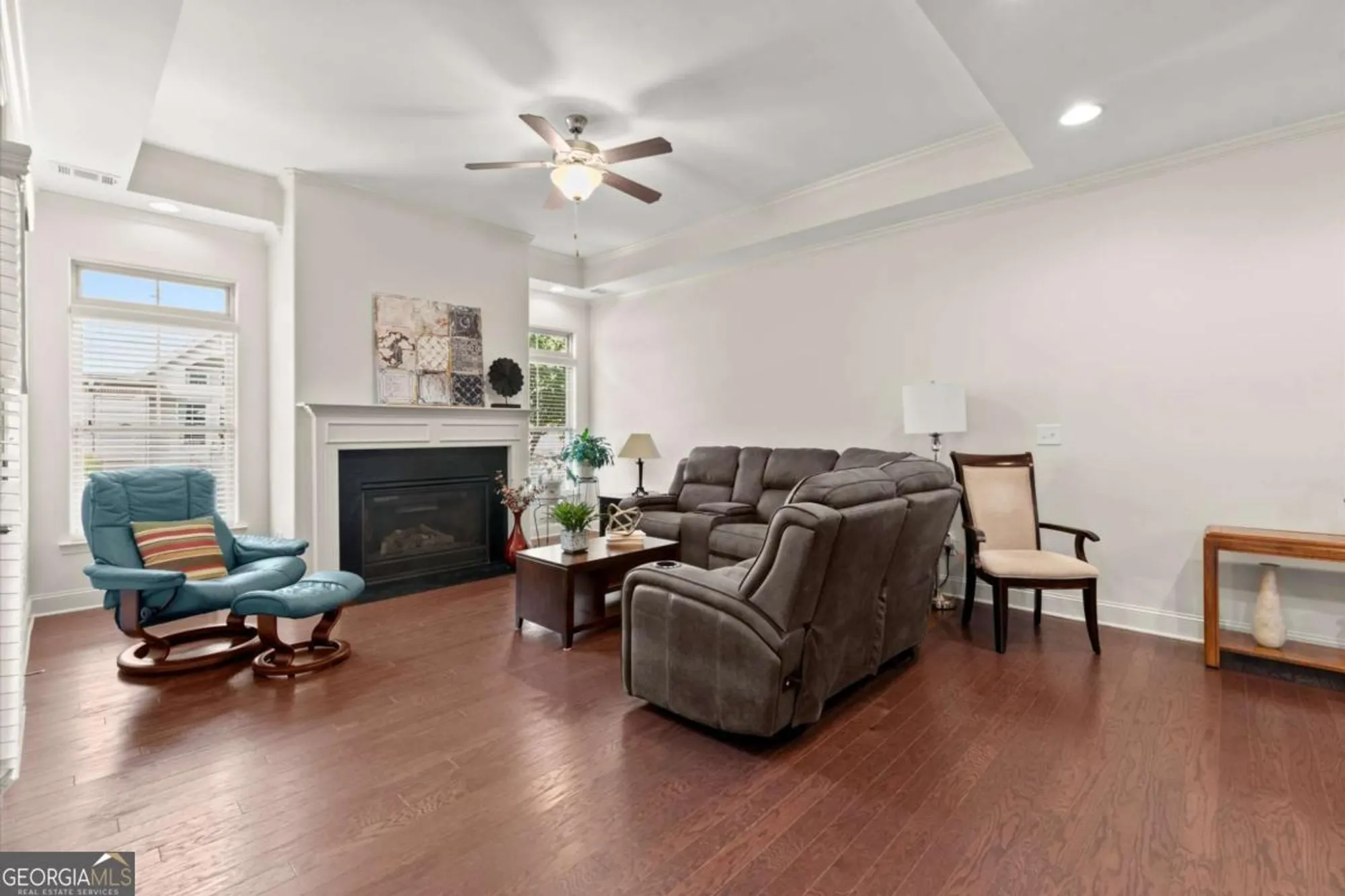 Property Slideshow image 16 of 47 | 2714 middlecreek way, Cumming, GA, 30041