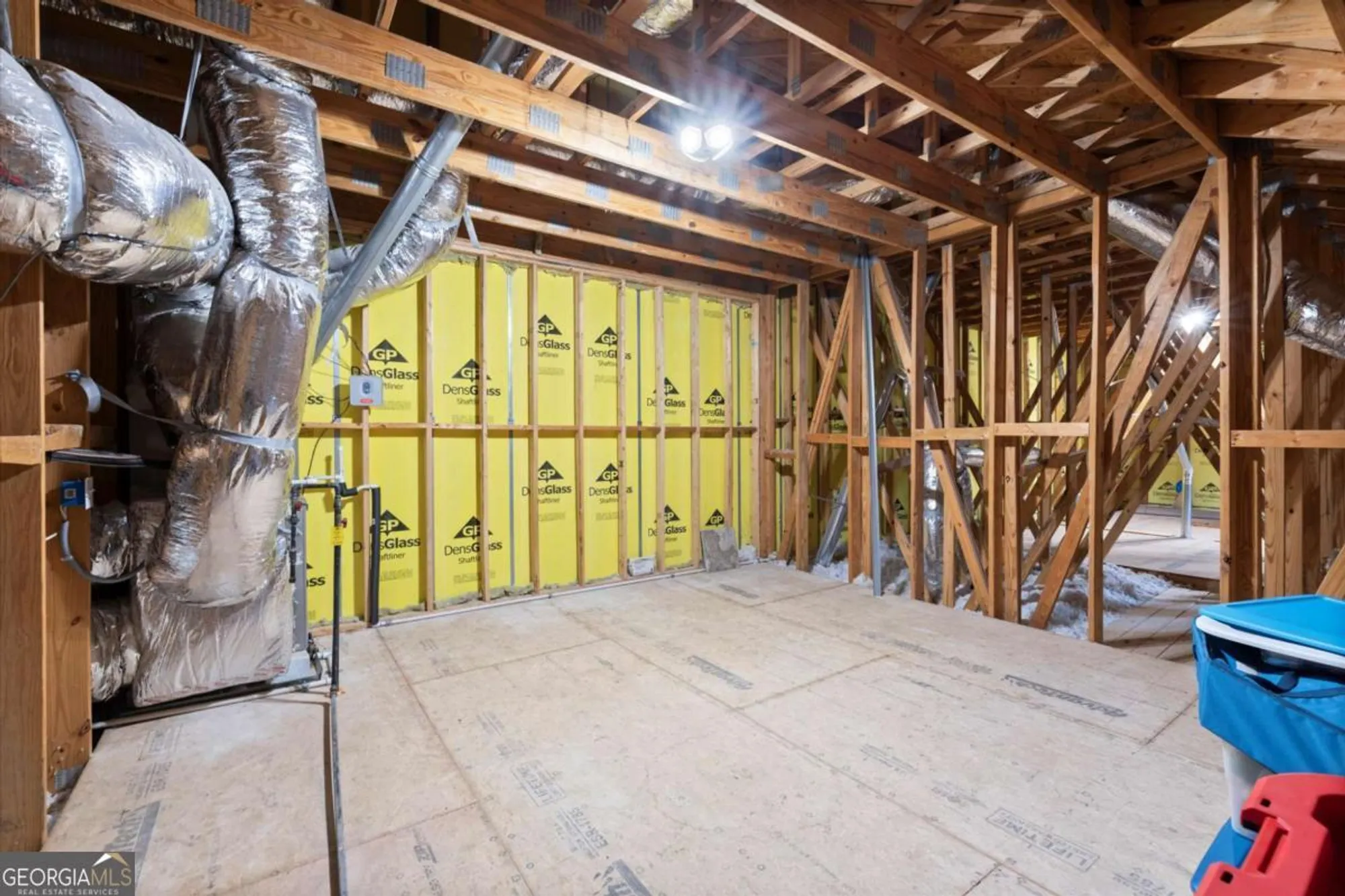 Property Slideshow image 32 of 47 | 2714 middlecreek way, Cumming, GA, 30041