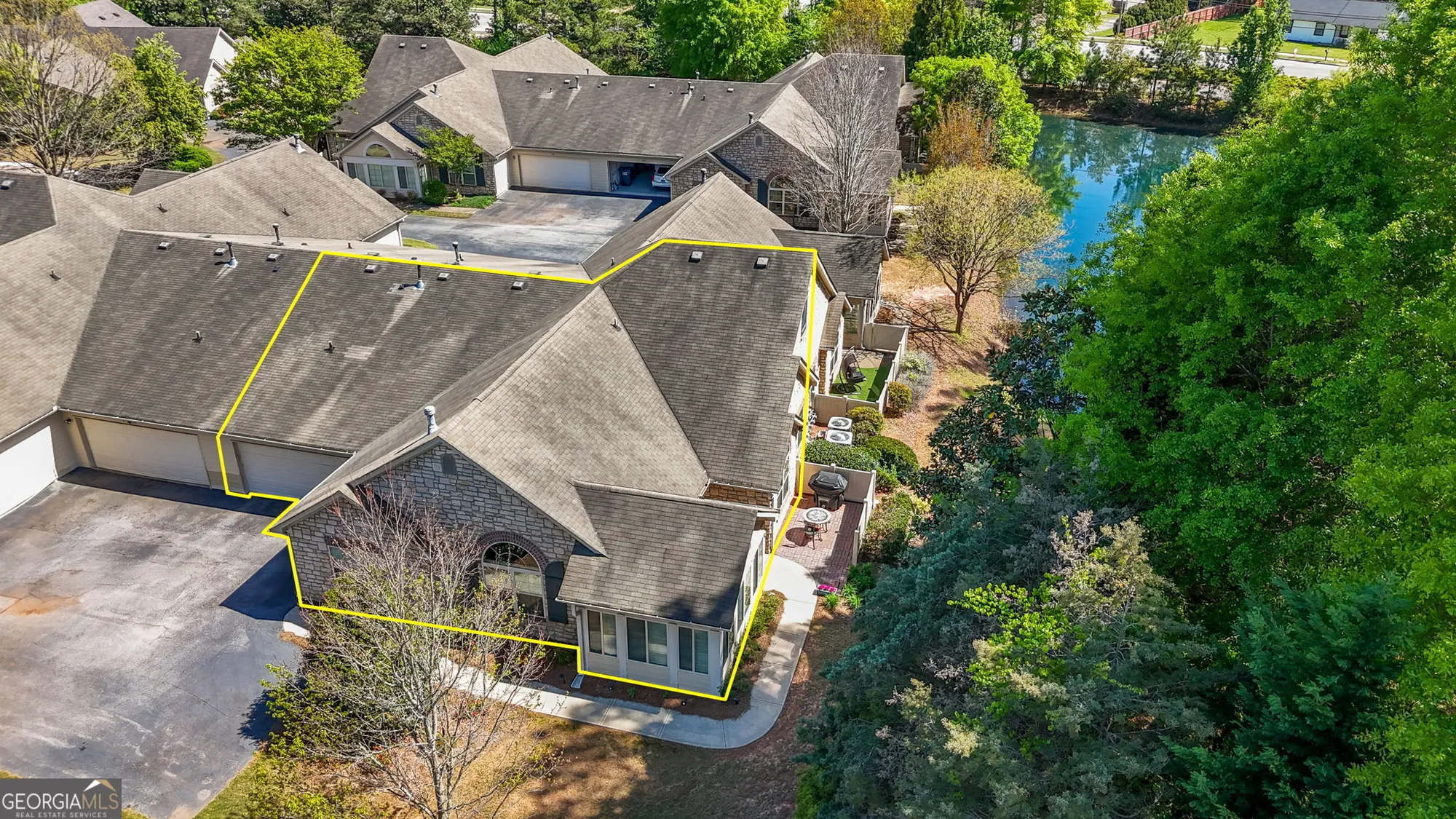 Property Slideshow image 41 of 53 | 227 fenwick cir # 227, Mcdonough, GA, 30253