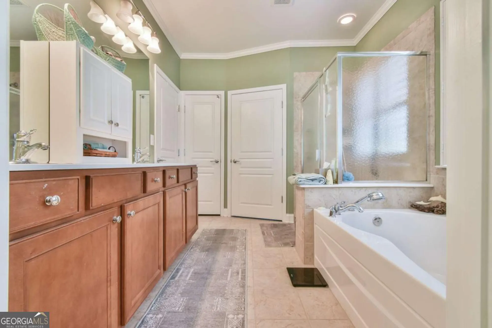 Property Slideshow image 23 of 30 | 5916 flagstone cir, Hoschton, GA, 30548