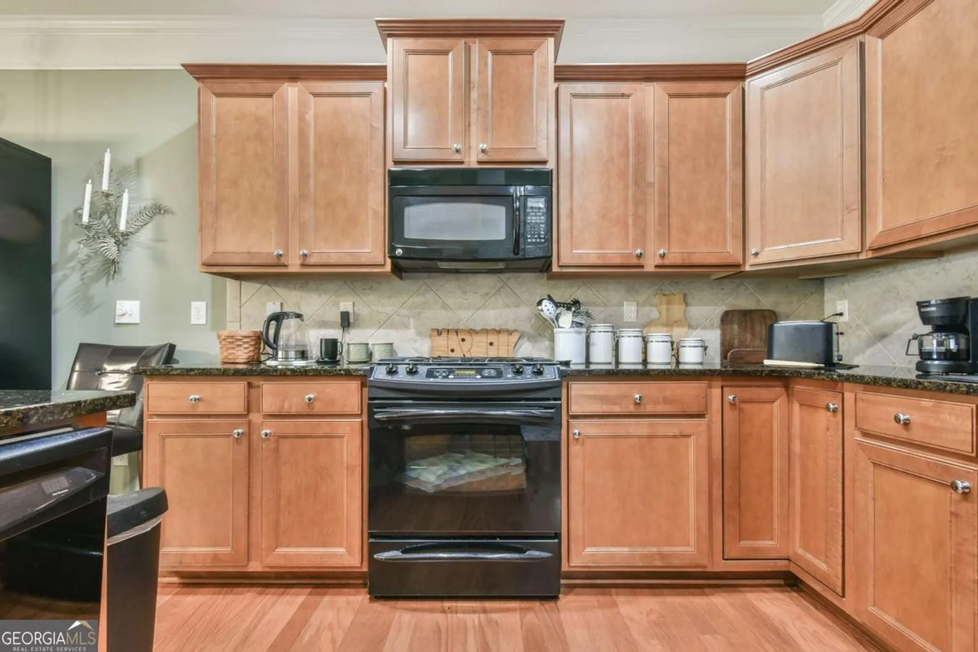 Property Slideshow image 17 of 30 | 5916 flagstone cir, Hoschton, GA, 30548