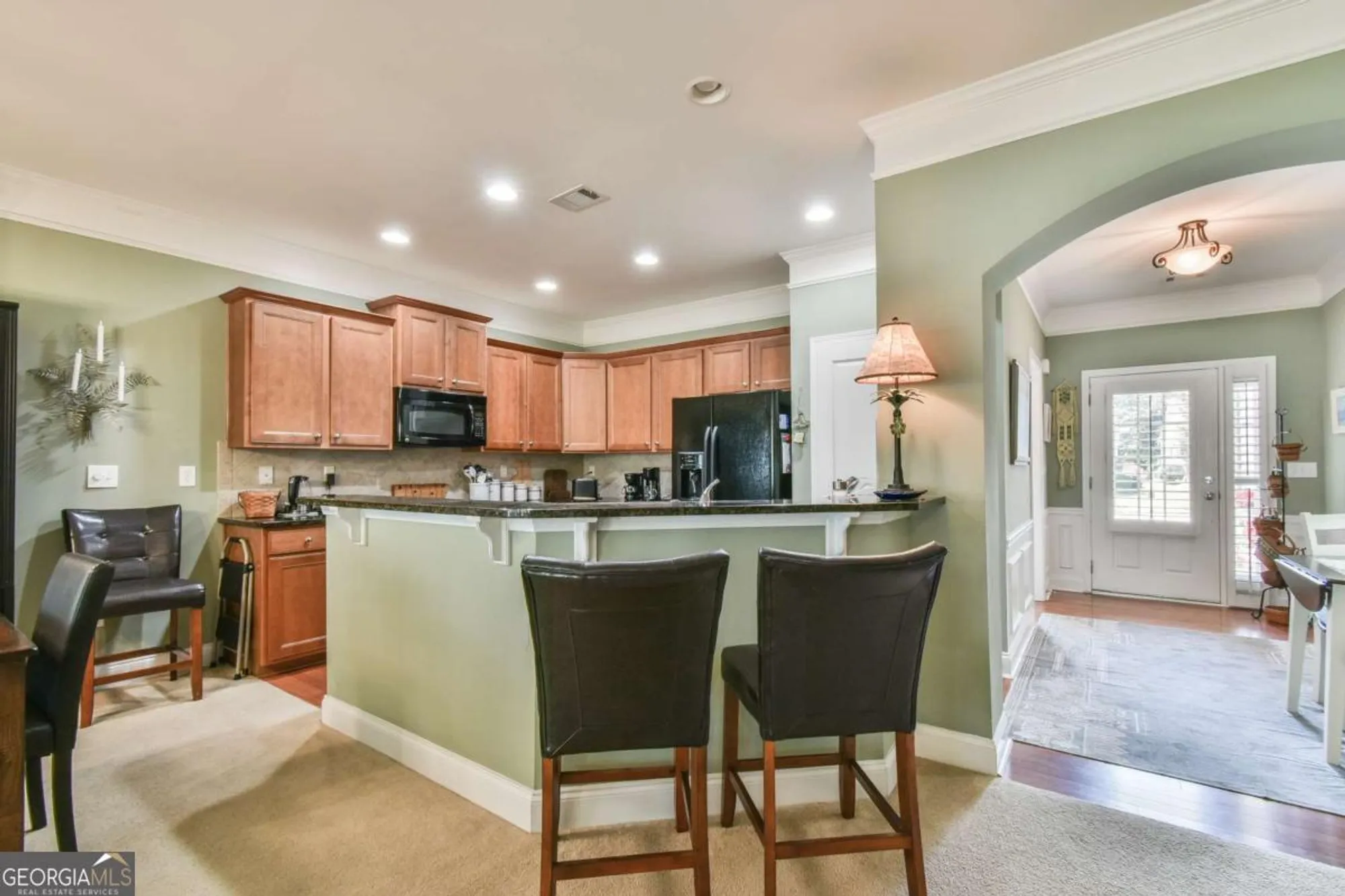 Property Slideshow image 16 of 30 | 5916 flagstone cir, Hoschton, GA, 30548