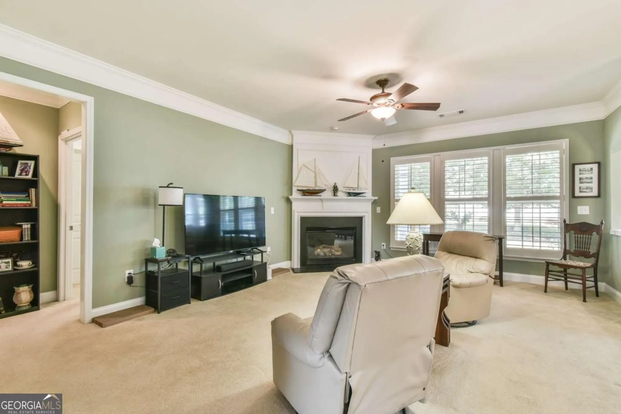 Property Slideshow image 9 of 30 | 5916 flagstone cir, Hoschton, GA, 30548