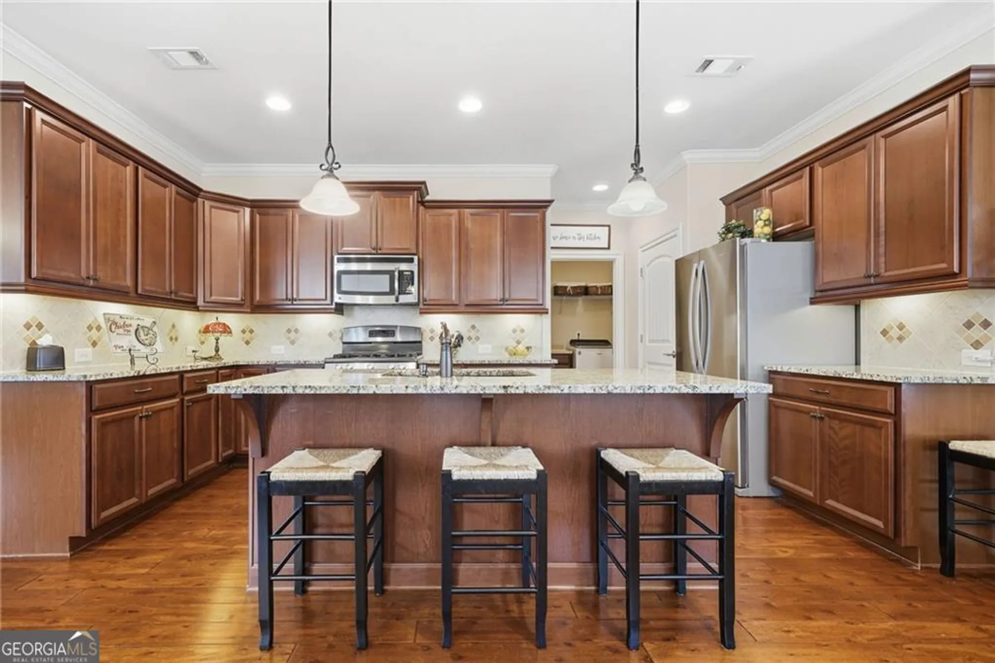 Property Slideshow image 15 of 44 | 126 heron xing, Woodstock, GA, 30188