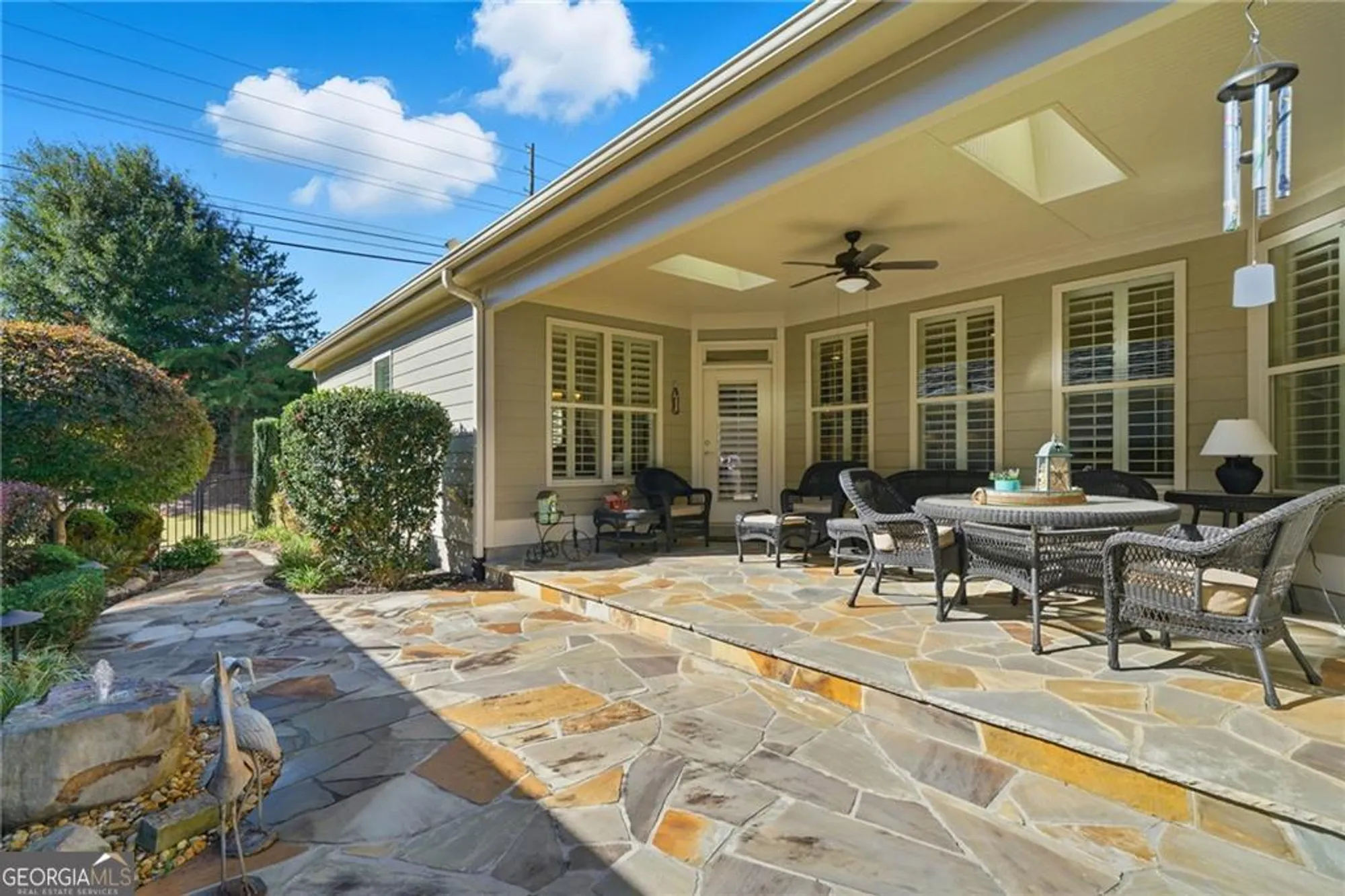 Property Slideshow image 31 of 44 | 126 heron xing, Woodstock, GA, 30188