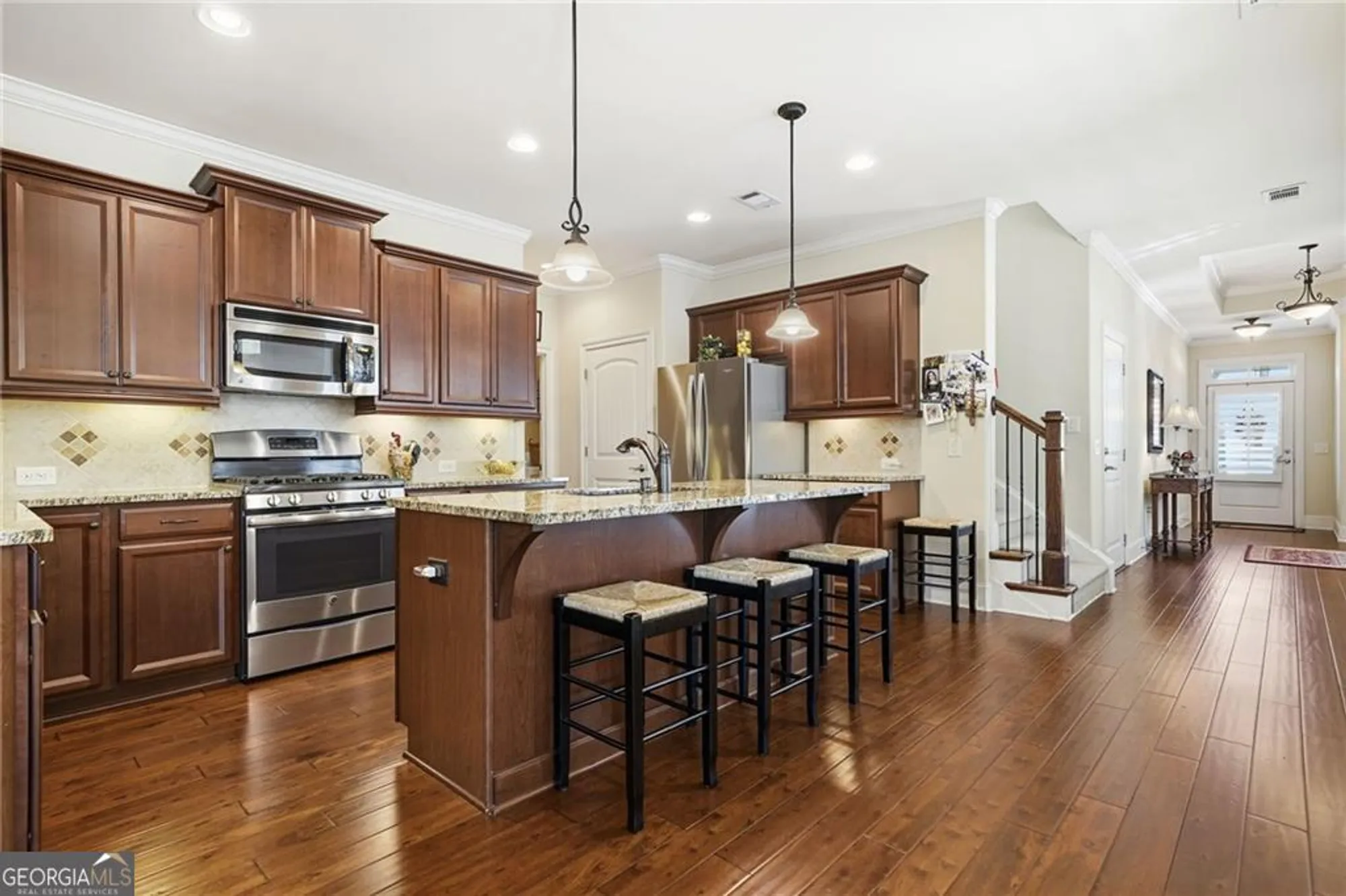 Property Slideshow image 16 of 44 | 126 heron xing, Woodstock, GA, 30188