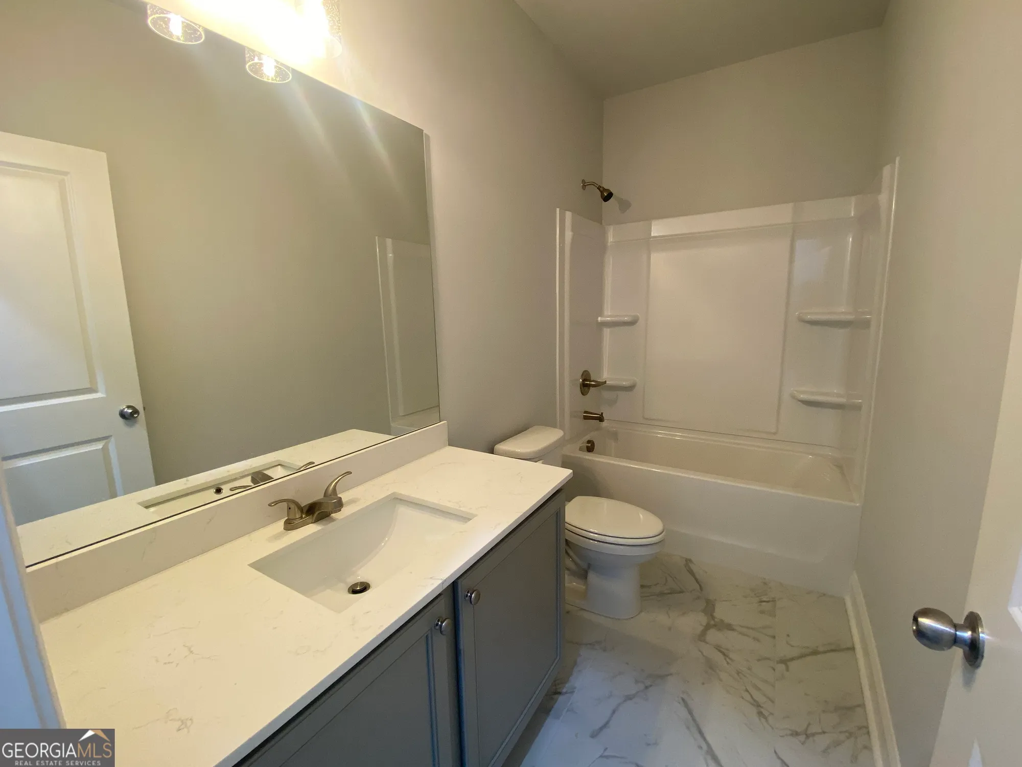 Property Slideshow image 27 of 61 | 372 glenside dr # 76, Jefferson, GA, 30549