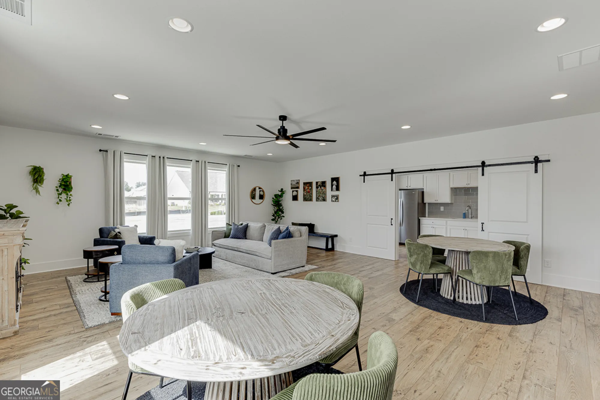 Property Slideshow image 38 of 61 | 372 glenside dr # 76, Jefferson, GA, 30549