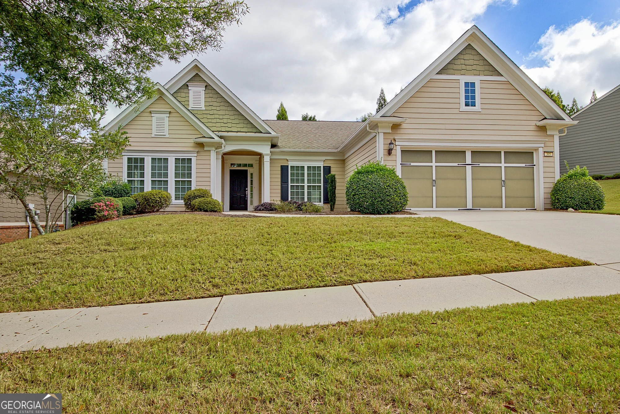Property Slideshow image 1 of 66 | 305 anna ruby ct, Griffin, GA, 30223