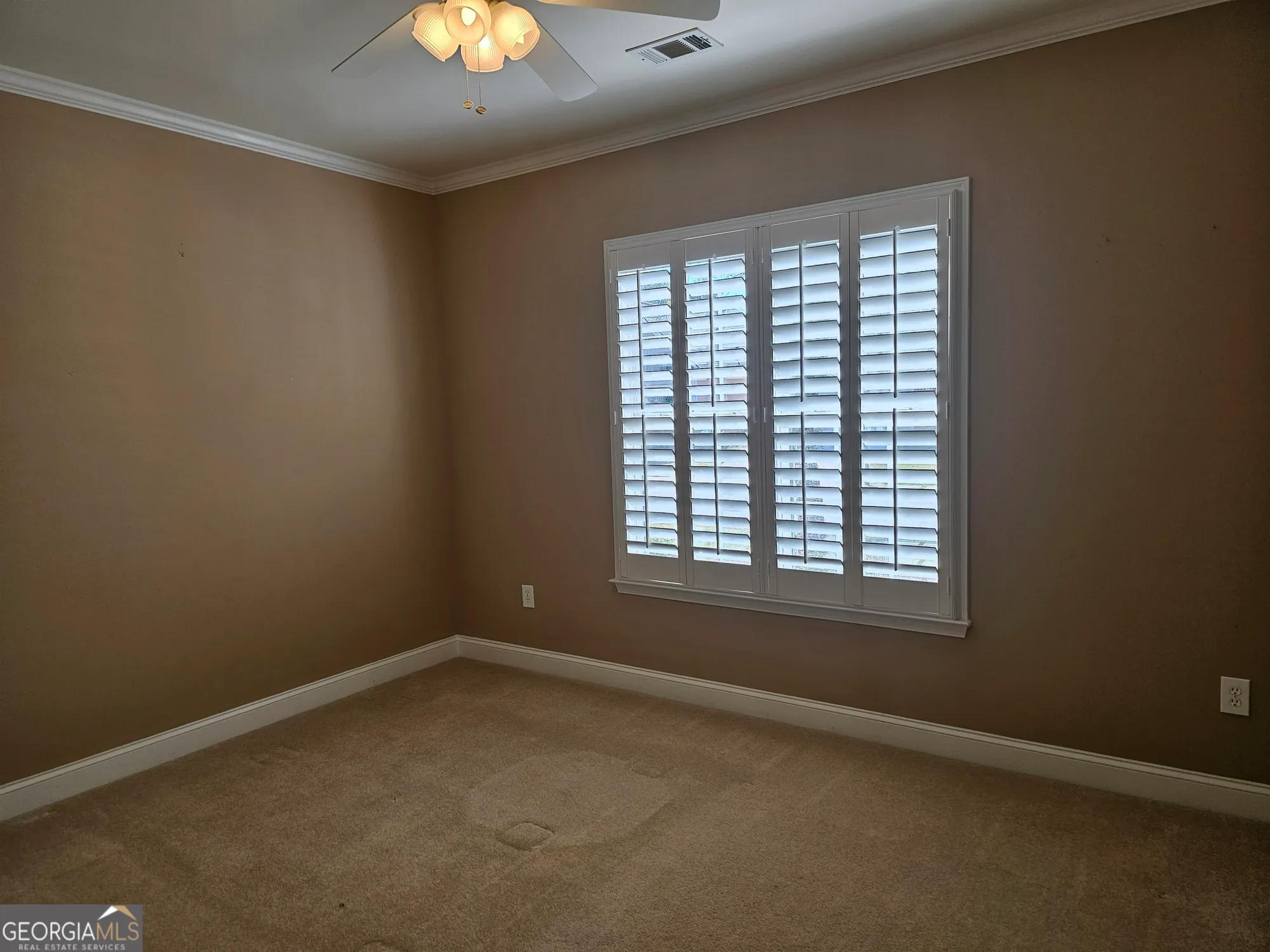 Property Slideshow image 33 of 41 | 5911 chimney rock dr, Hoschton, GA, 30548