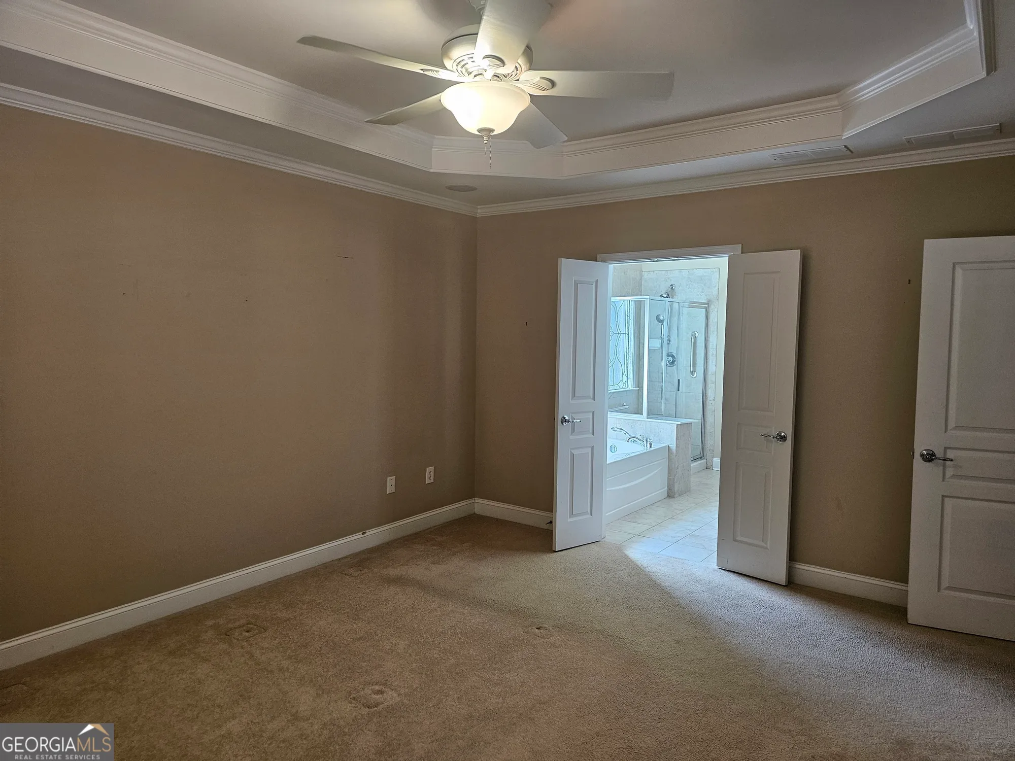 Property Slideshow image 23 of 41 | 5911 chimney rock dr, Hoschton, GA, 30548