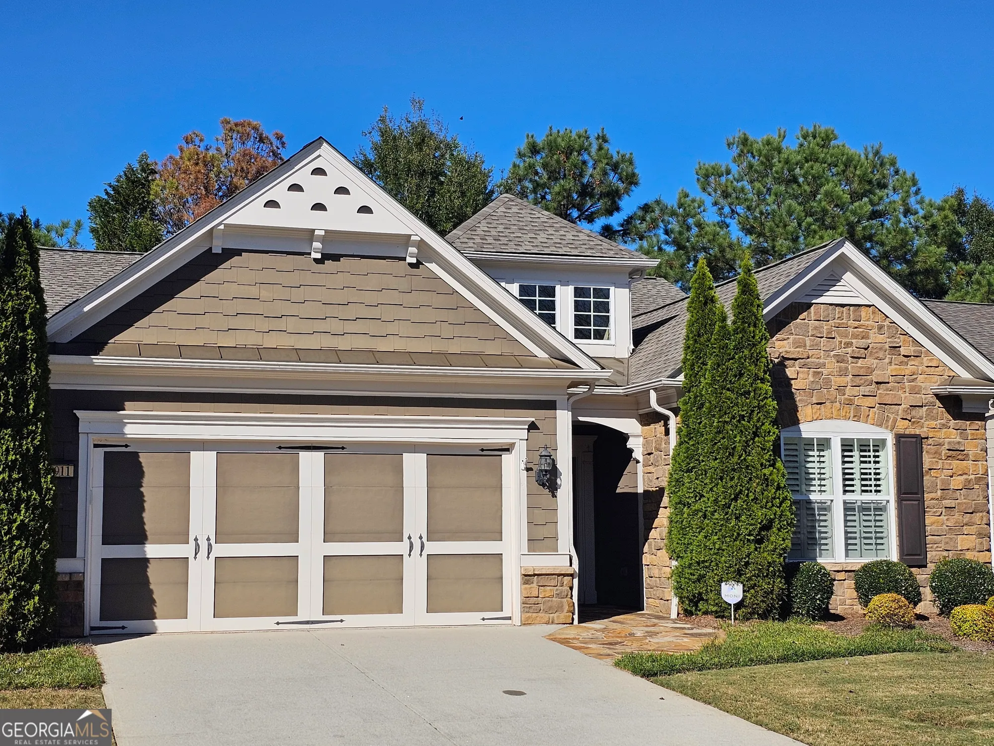 Property Slideshow image 2 of 41 | 5911 chimney rock dr, Hoschton, GA, 30548