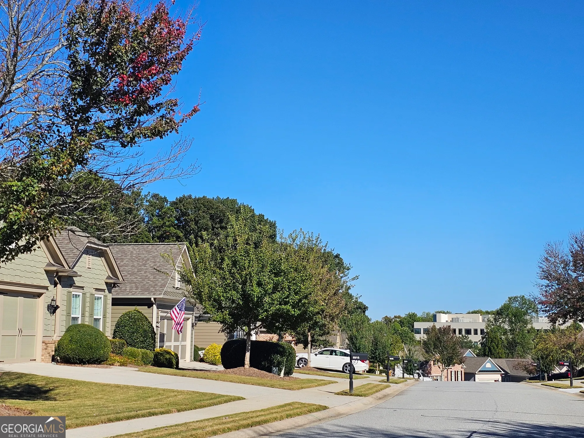 Property Slideshow image 6 of 41 | 5911 chimney rock dr, Hoschton, GA, 30548