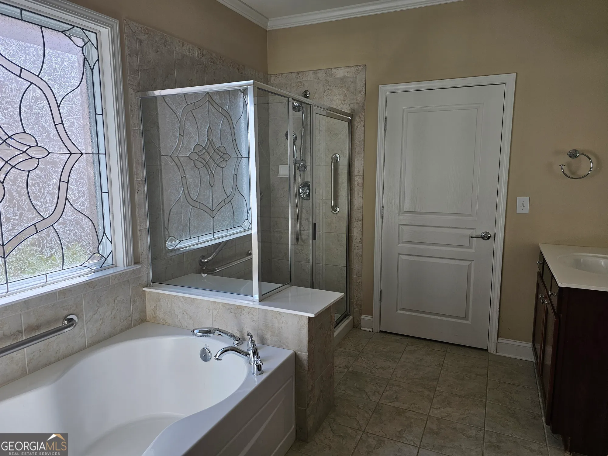 Property Slideshow image 26 of 41 | 5911 chimney rock dr, Hoschton, GA, 30548