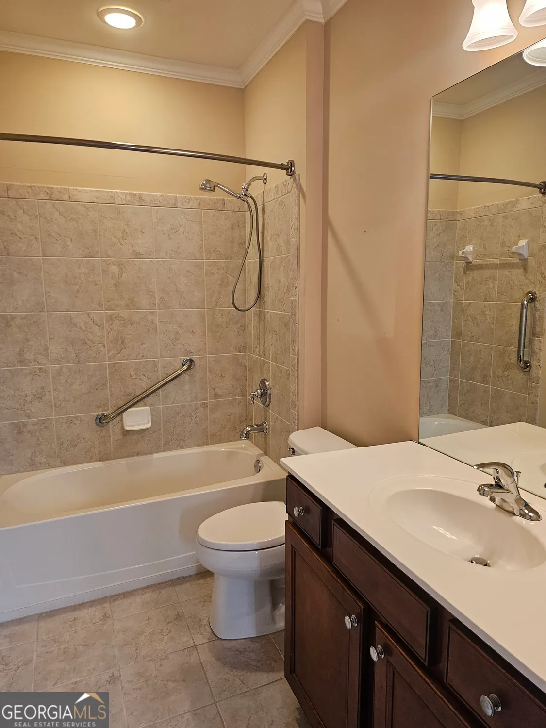 Property Slideshow image 32 of 41 | 5911 chimney rock dr, Hoschton, GA, 30548