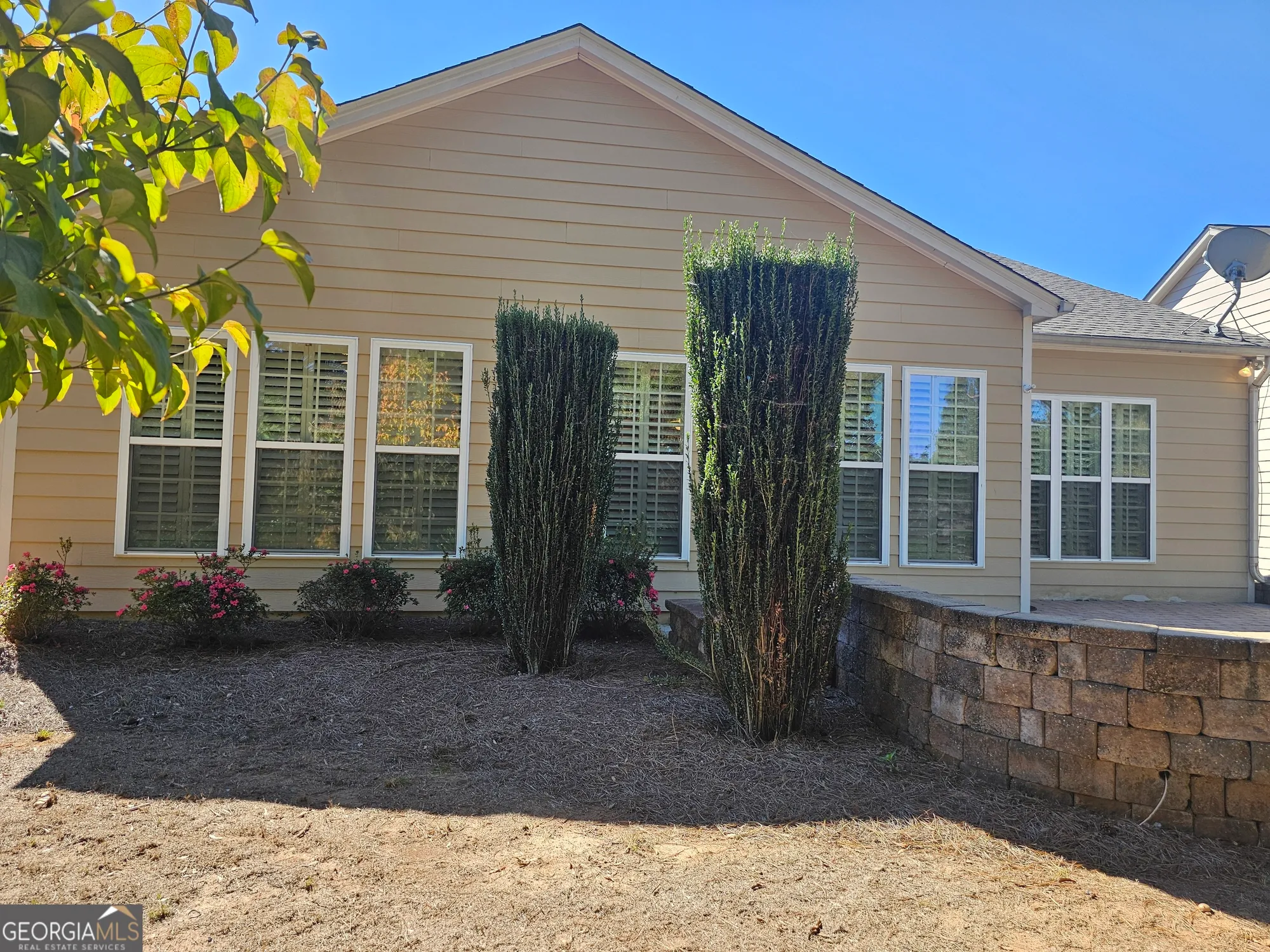 Property Slideshow image 34 of 41 | 5911 chimney rock dr, Hoschton, GA, 30548