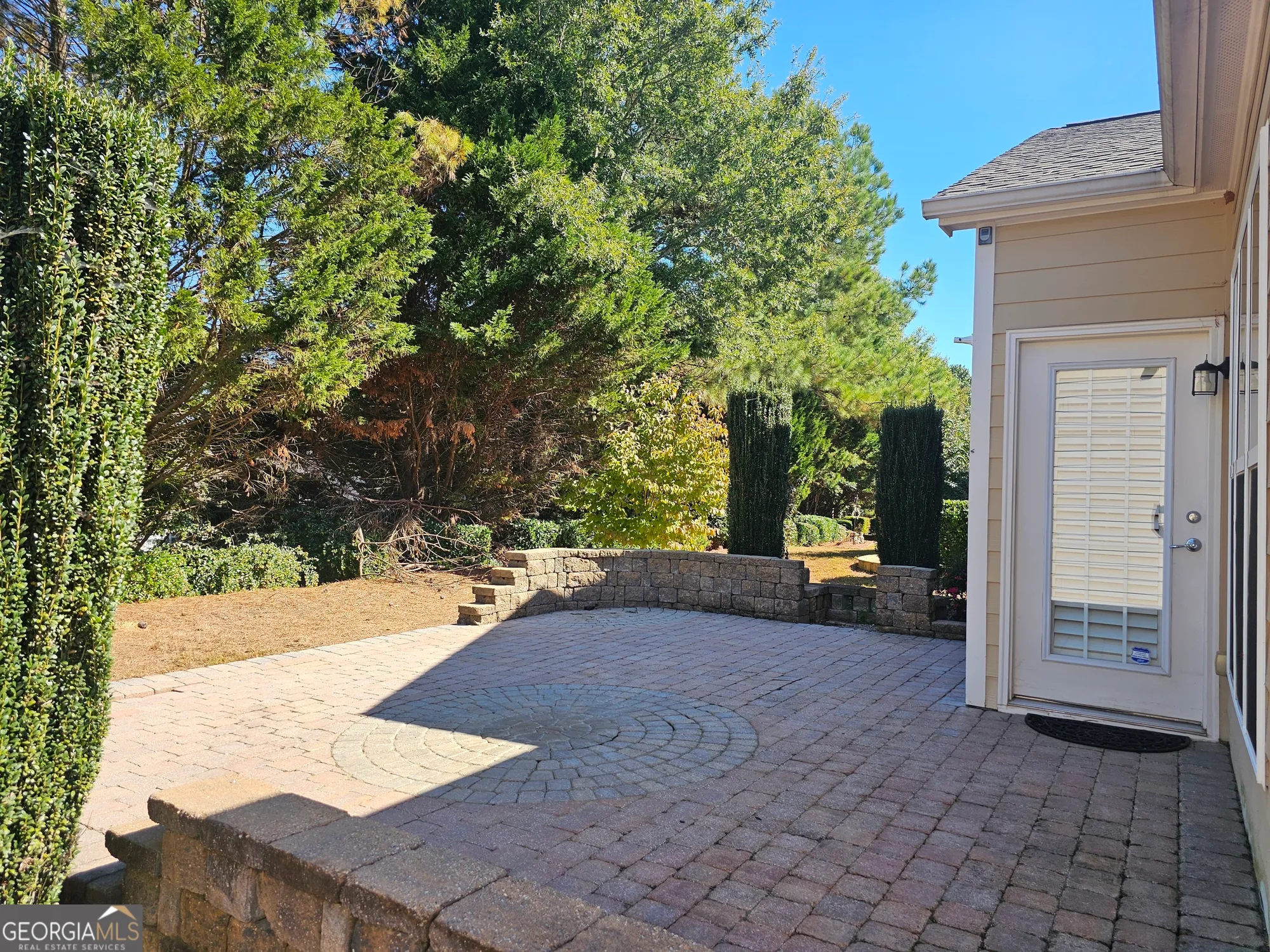Property Slideshow image 38 of 41 | 5911 chimney rock dr, Hoschton, GA, 30548