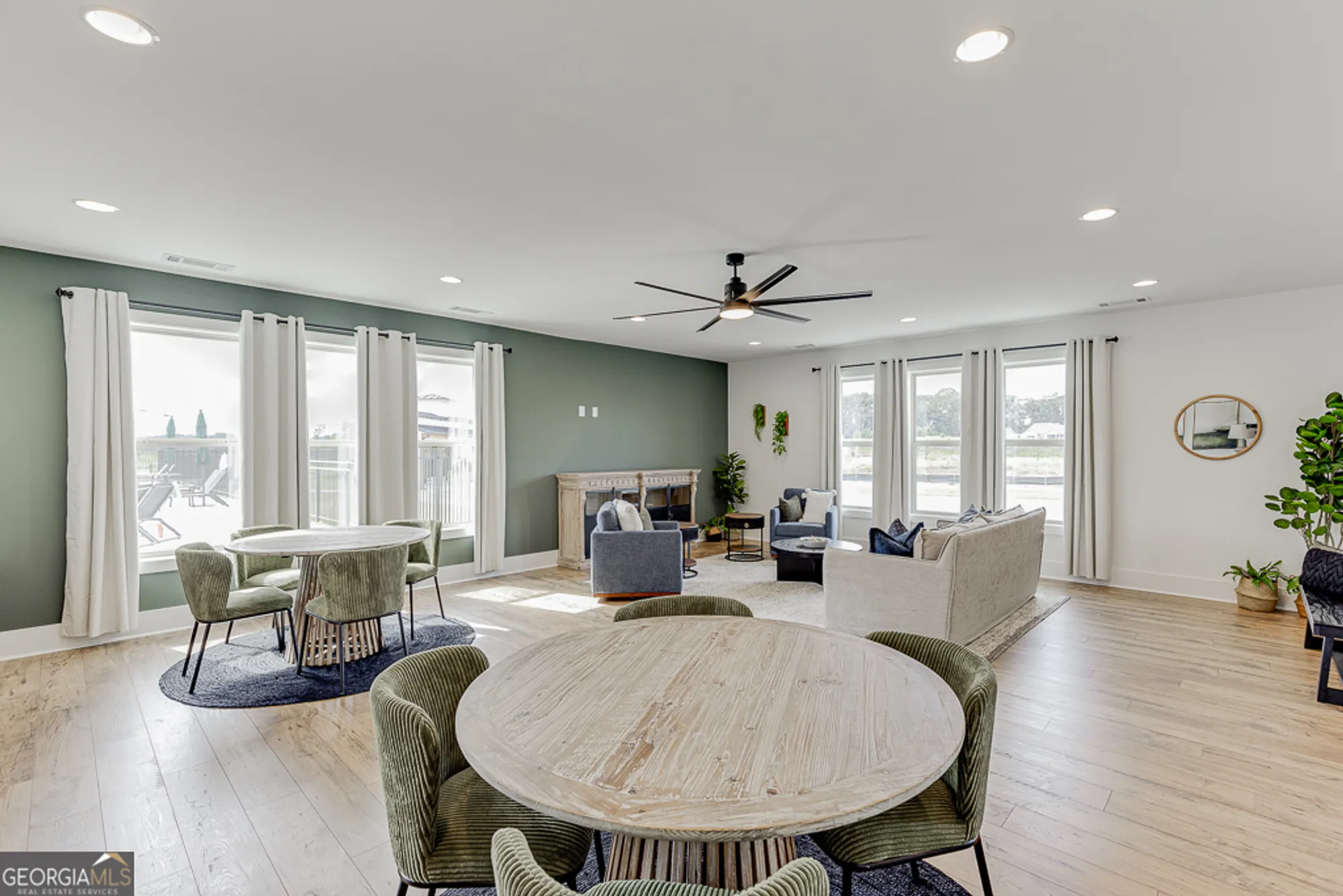 Property Slideshow image 41 of 63 | 233 oakdale rd # 53, Jefferson, GA, 30549