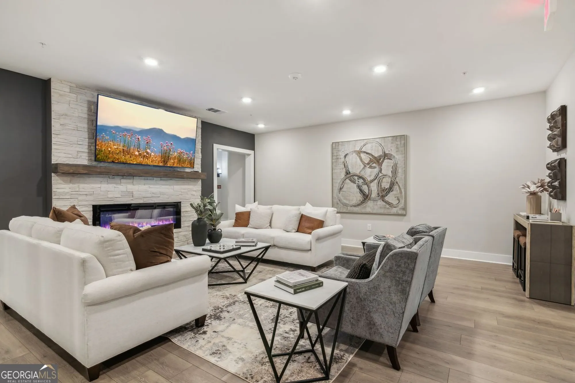 Property Slideshow image 37 of 46 | 3321 orwell way 3106, Cumming, GA, 30041