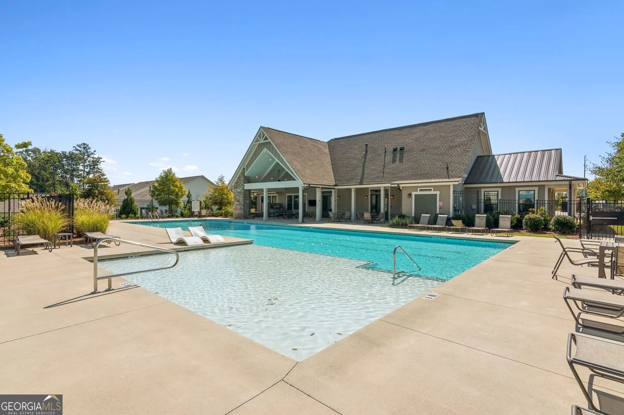 Property Slideshow image 40 of 46 | 3321 orwell way 3106, Cumming, GA, 30041