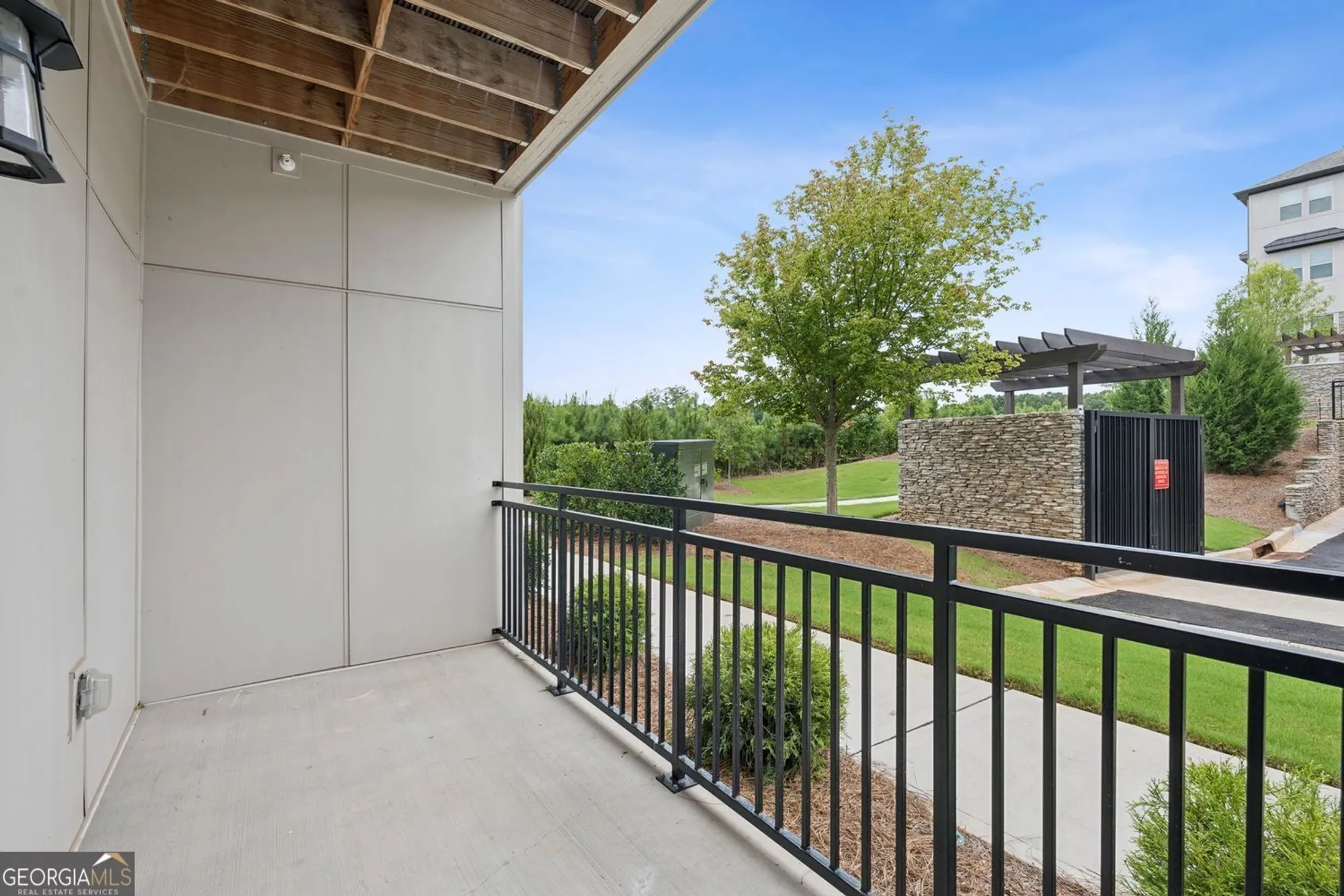 Property Slideshow image 25 of 46 | 3321 orwell way 3106, Cumming, GA, 30041