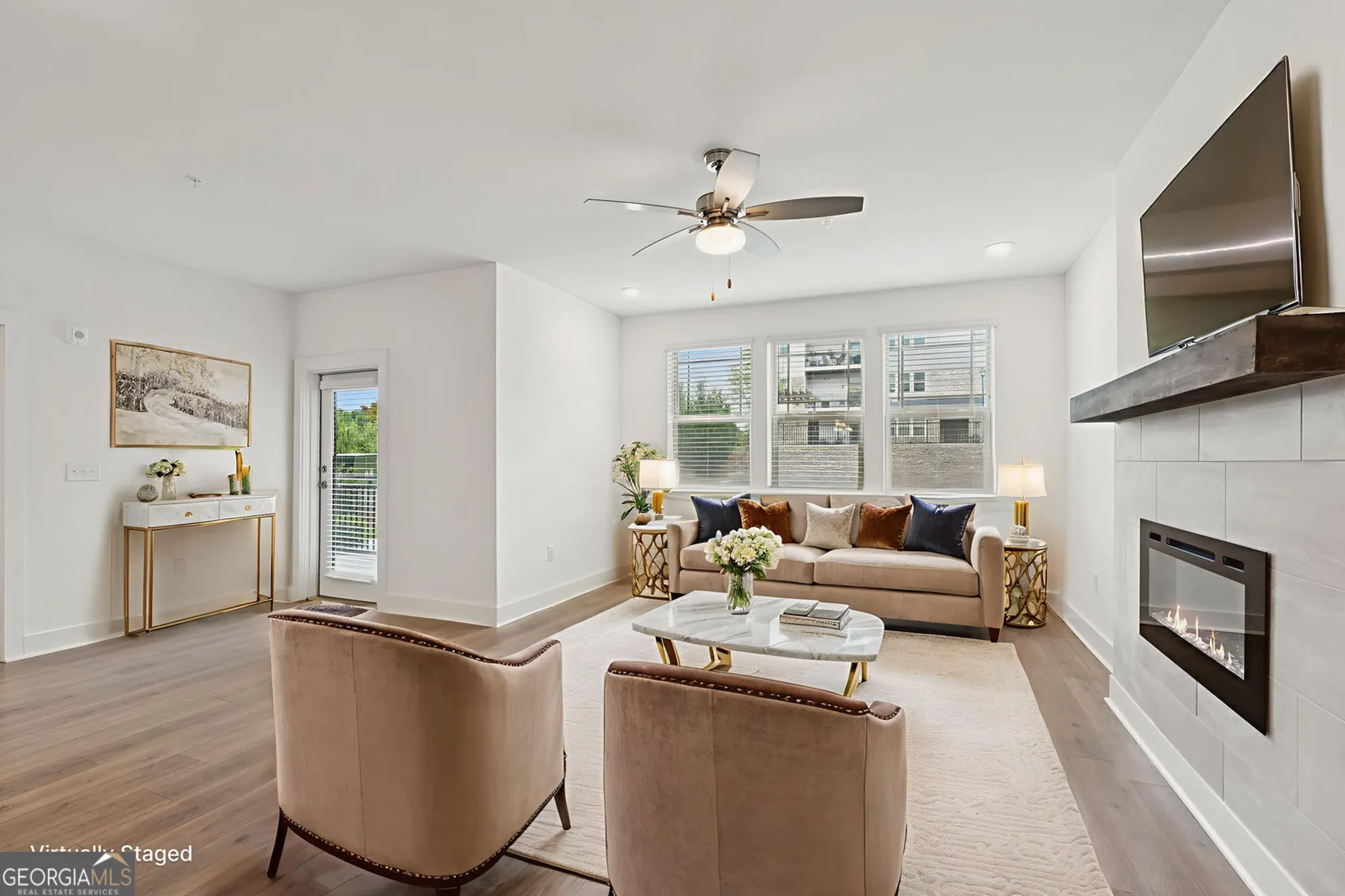 Property Slideshow image 6 of 46 | 3321 orwell way 3106, Cumming, GA, 30041