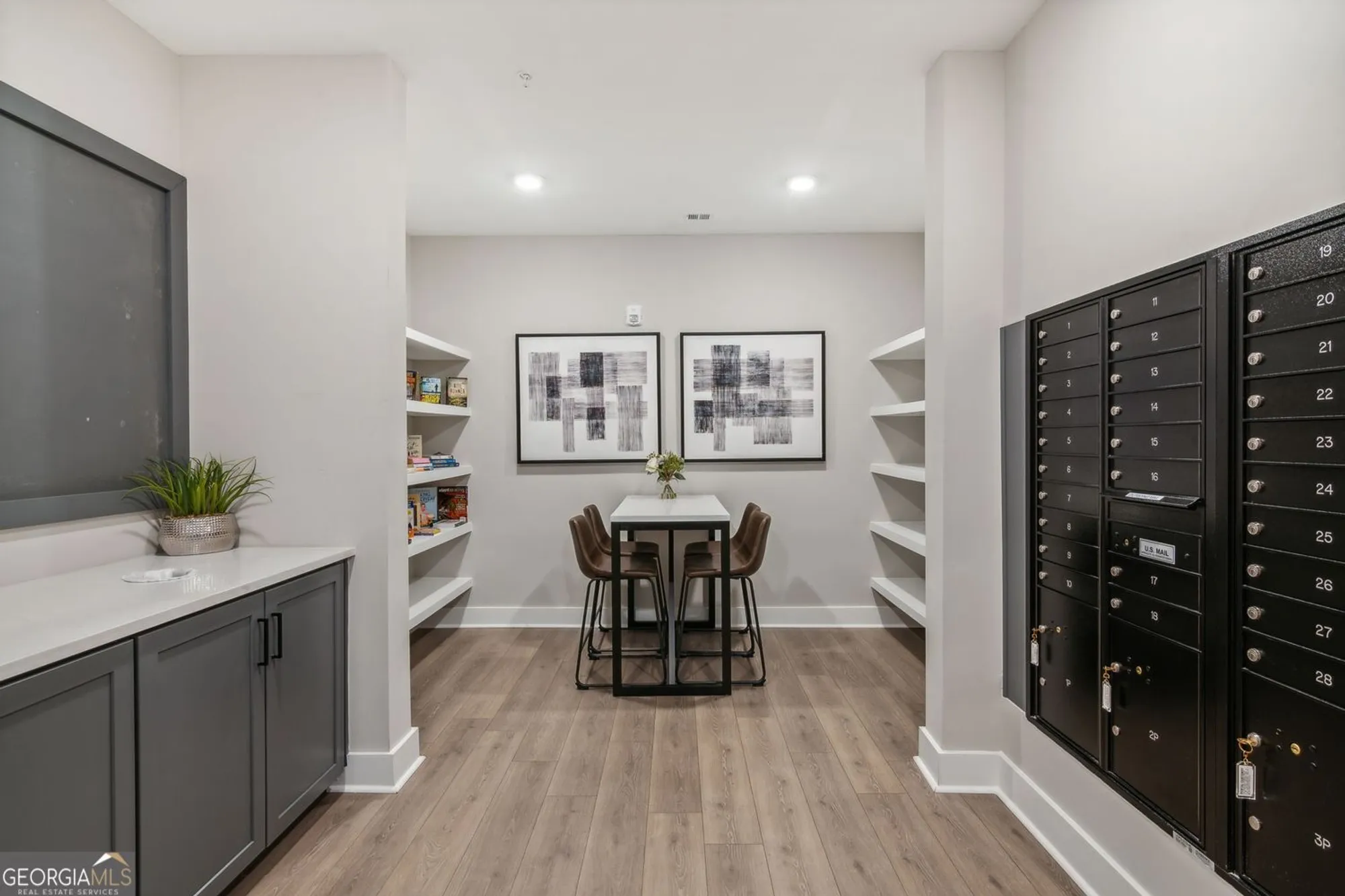 Property Slideshow image 38 of 46 | 3321 orwell way 3106, Cumming, GA, 30041